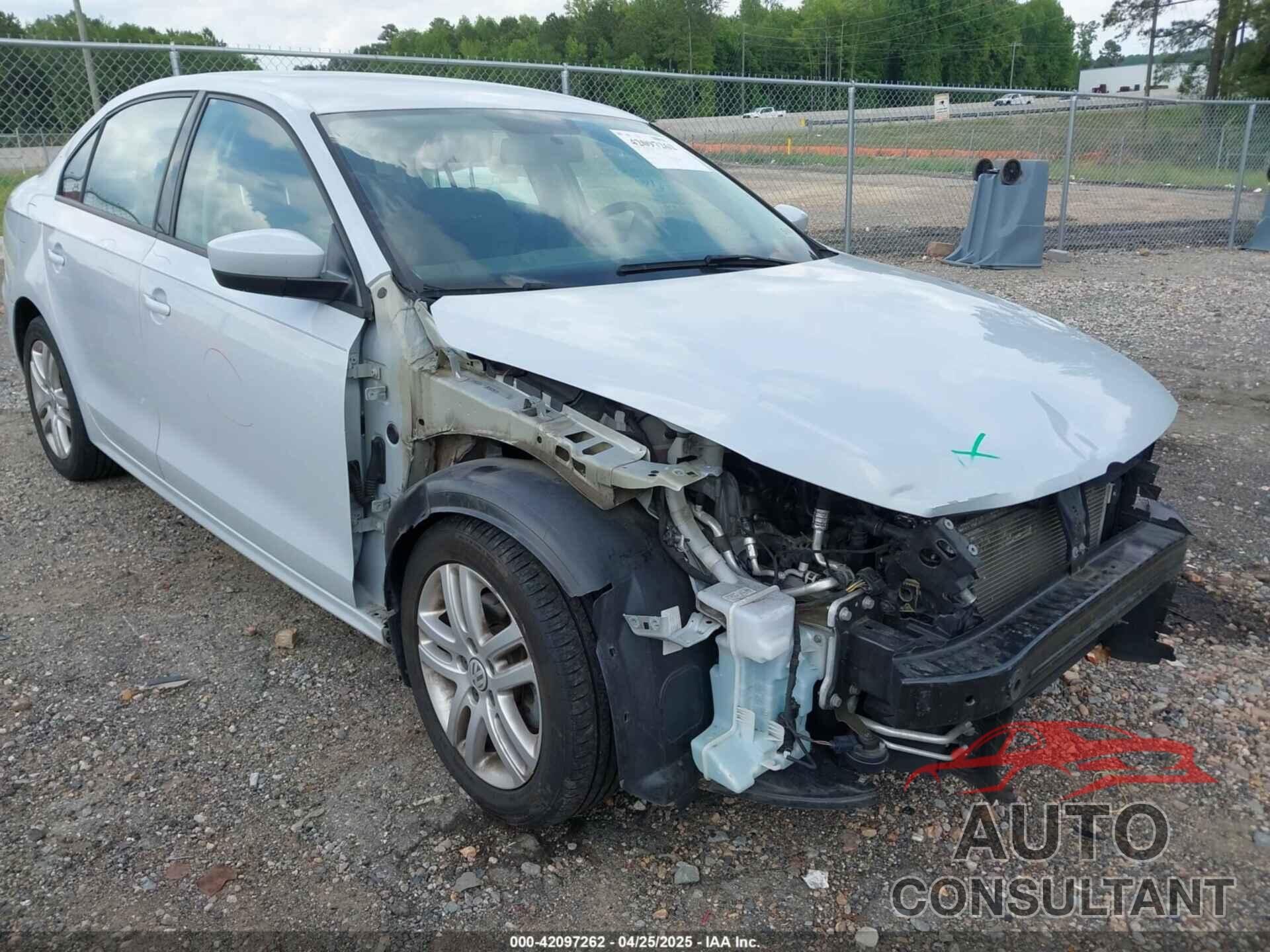 VOLKSWAGEN JETTA 2018 - 3VW2B7AJ9JM262615