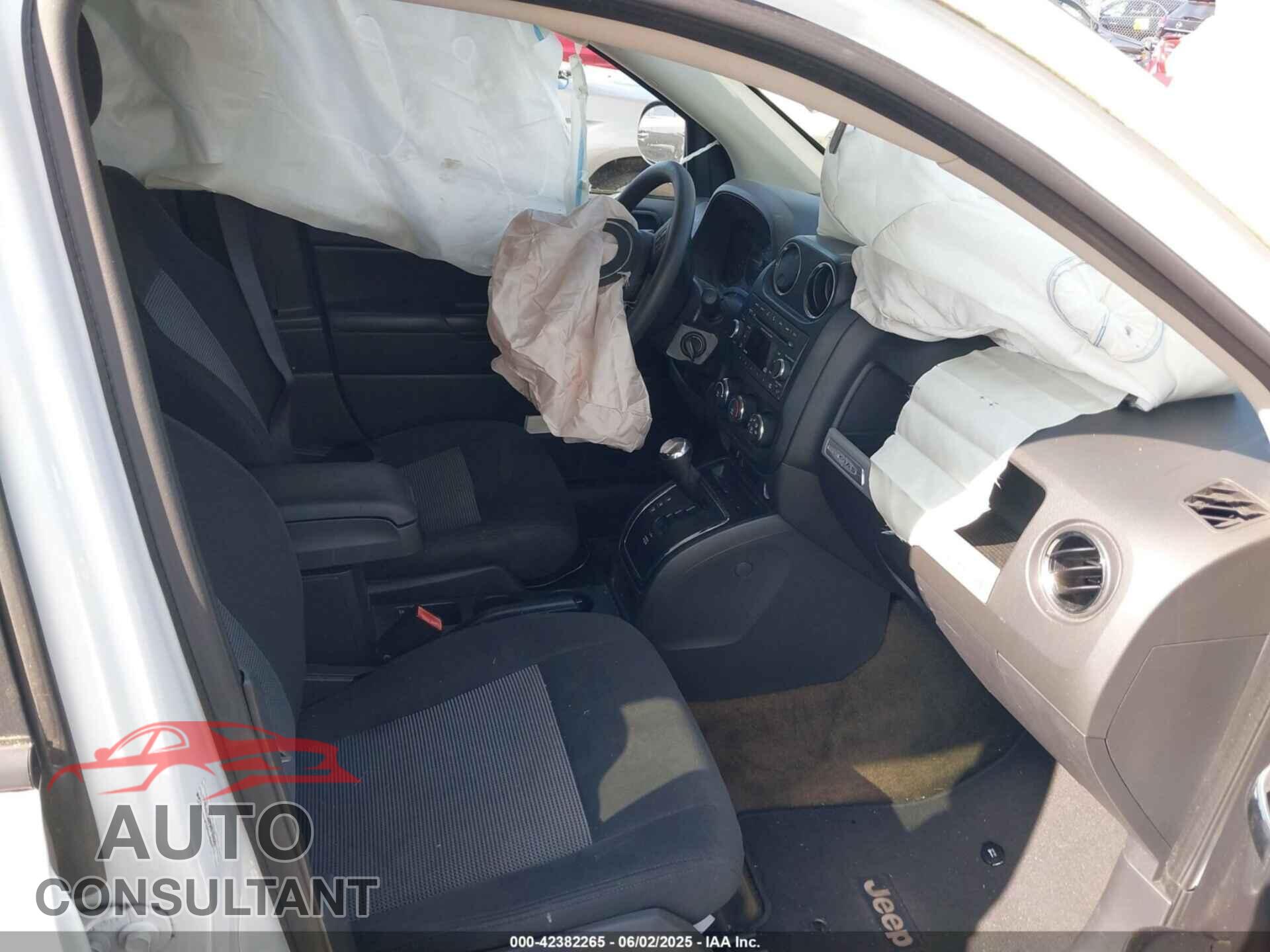 JEEP COMPASS 2017 - 1C4NJDBB5HD107025