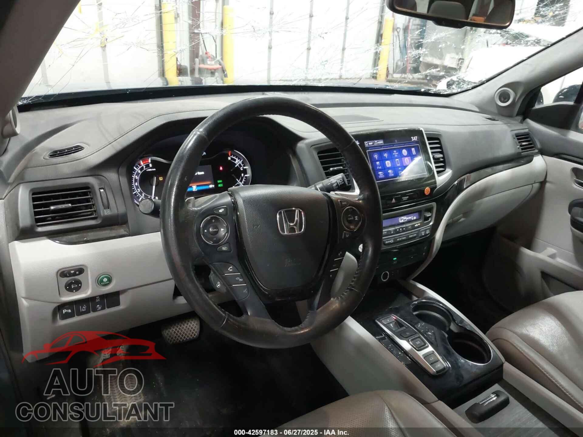 HONDA PILOT 2017 - 5FNYF6H09HB092148
