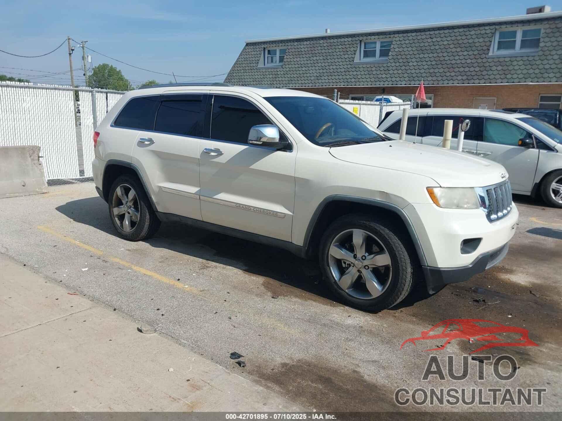 JEEP GRAND CHEROKEE 2011 - 1J4RR6GT4BC559286