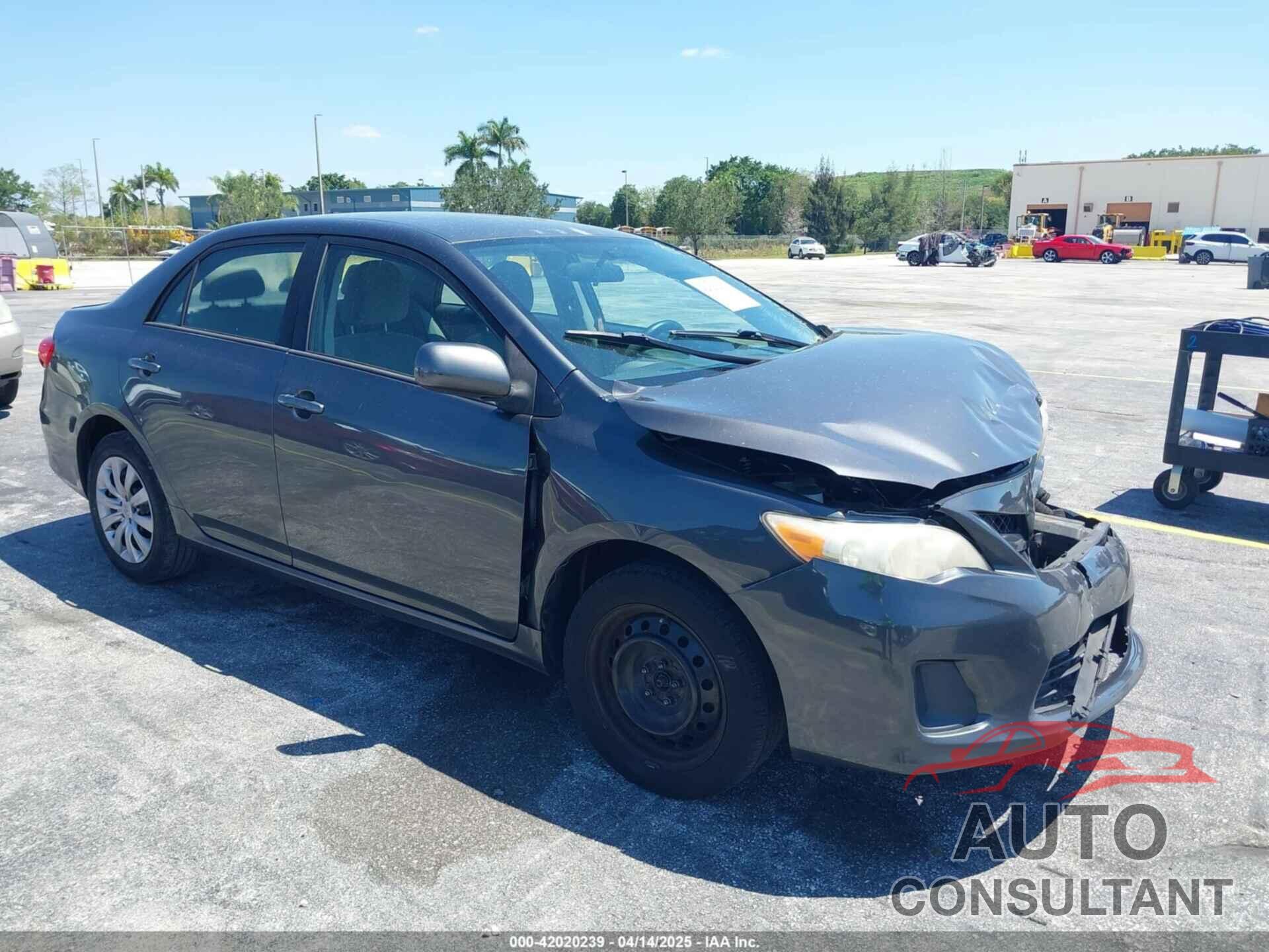 TOYOTA COROLLA 2012 - 2T1BU4EE8CC906366