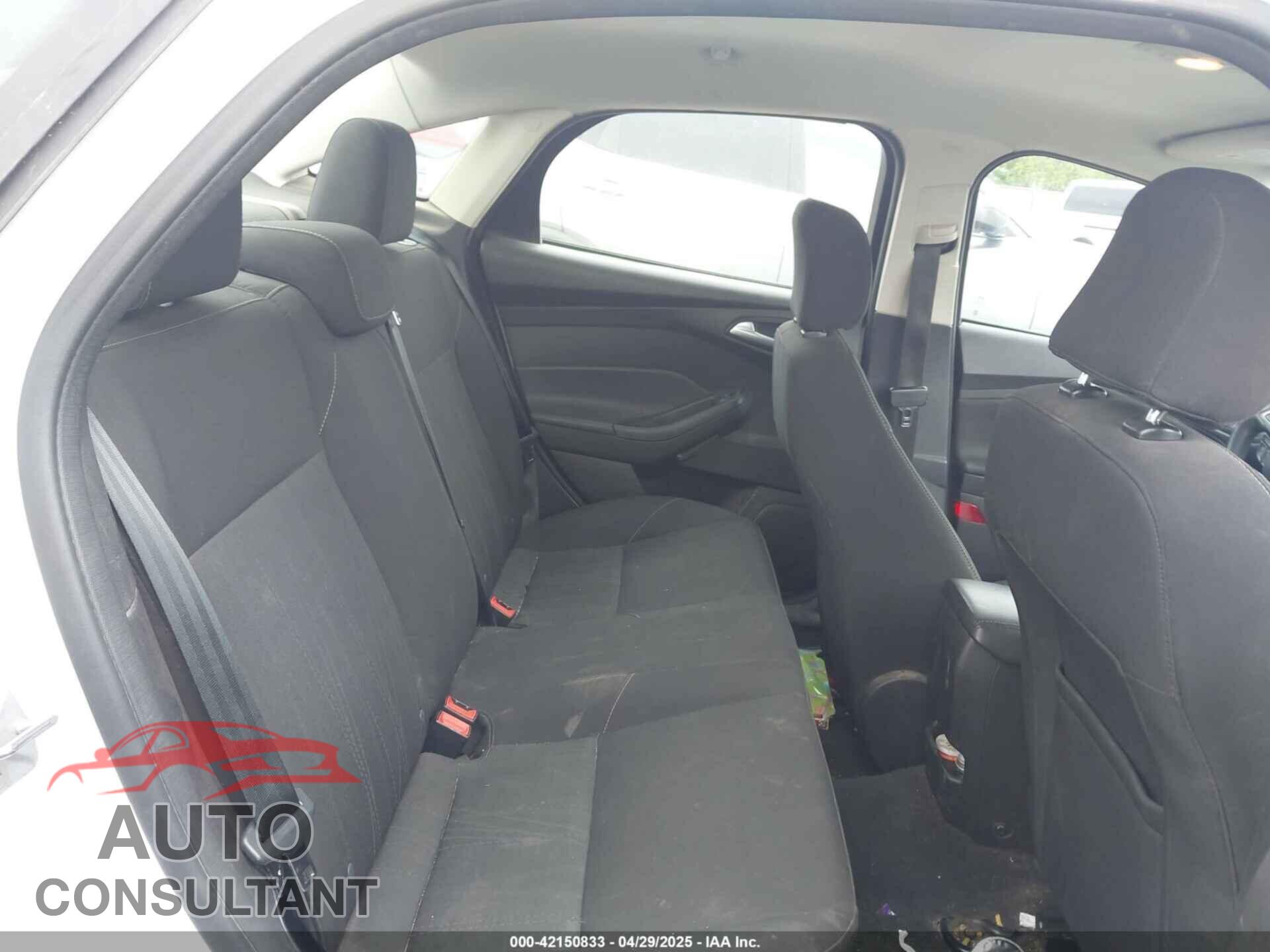 FORD FOCUS 2016 - 1FADP3F23GL230217