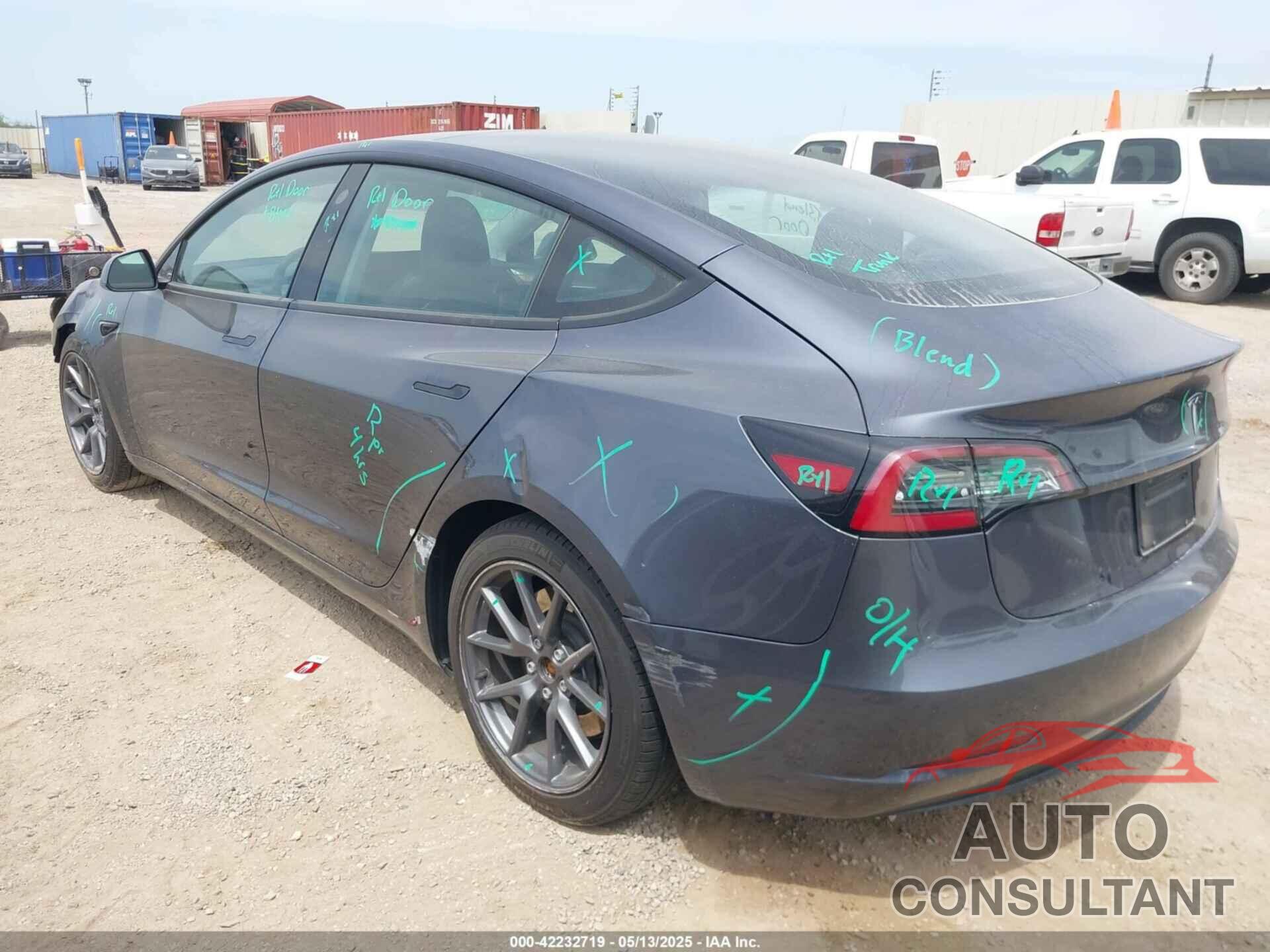 TESLA MODEL 3 2023 - 5YJ3E1EA5PF565071