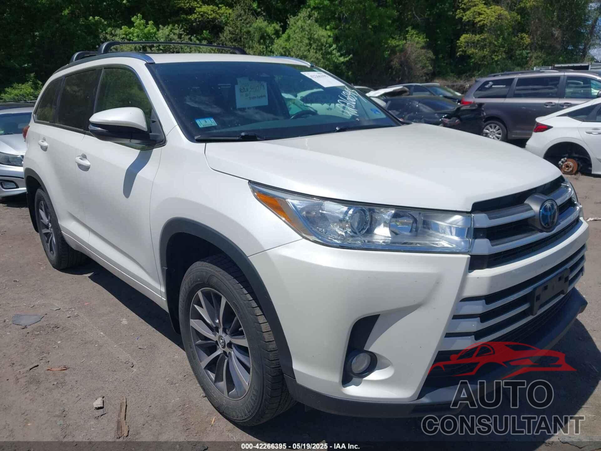 TOYOTA HIGHLANDER 2017 - 5TDJZRFHXHS370327