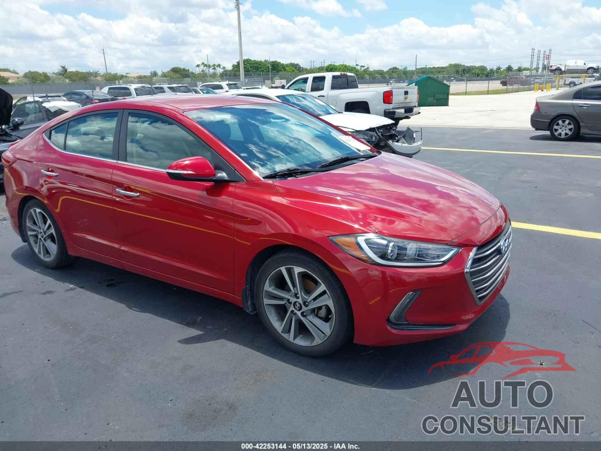HYUNDAI ELANTRA 2017 - KMHD84LF4HU073311