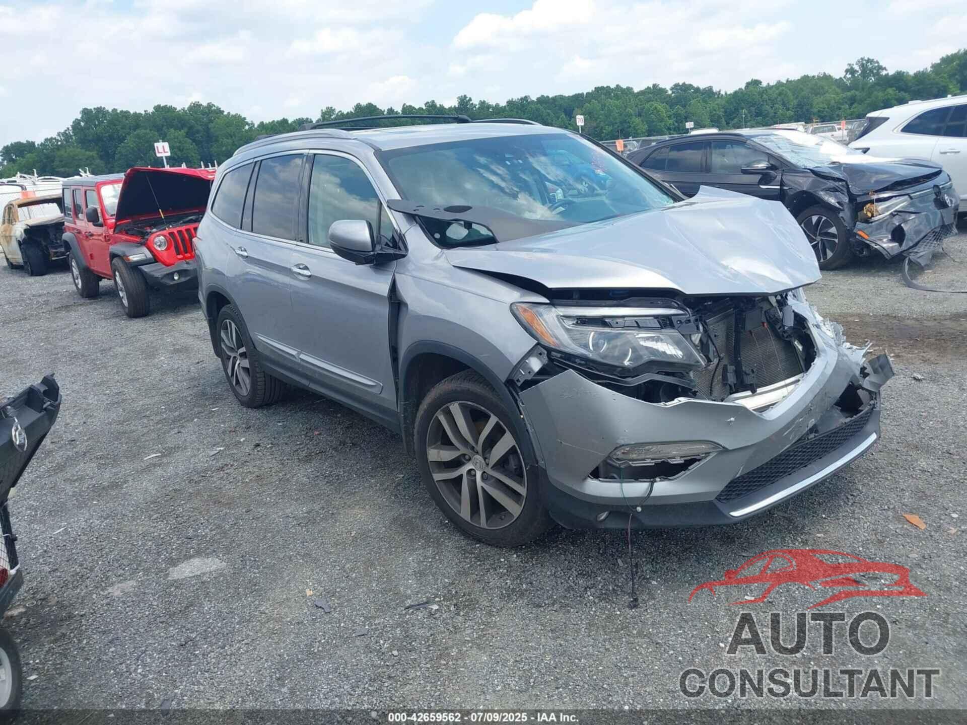 HONDA PILOT 2017 - 5FNYF6H03HB055693