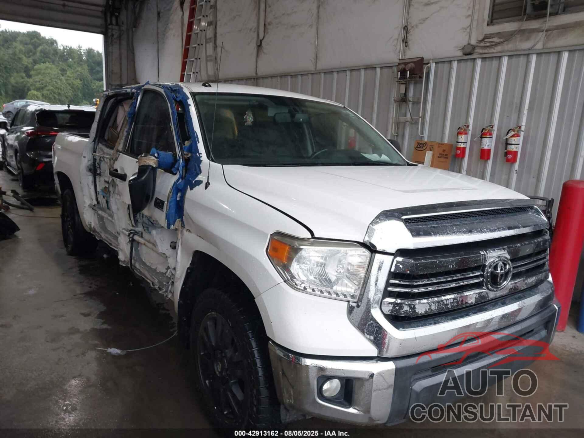 TOYOTA TUNDRA 2016 - 5TFEW5F19GX198550