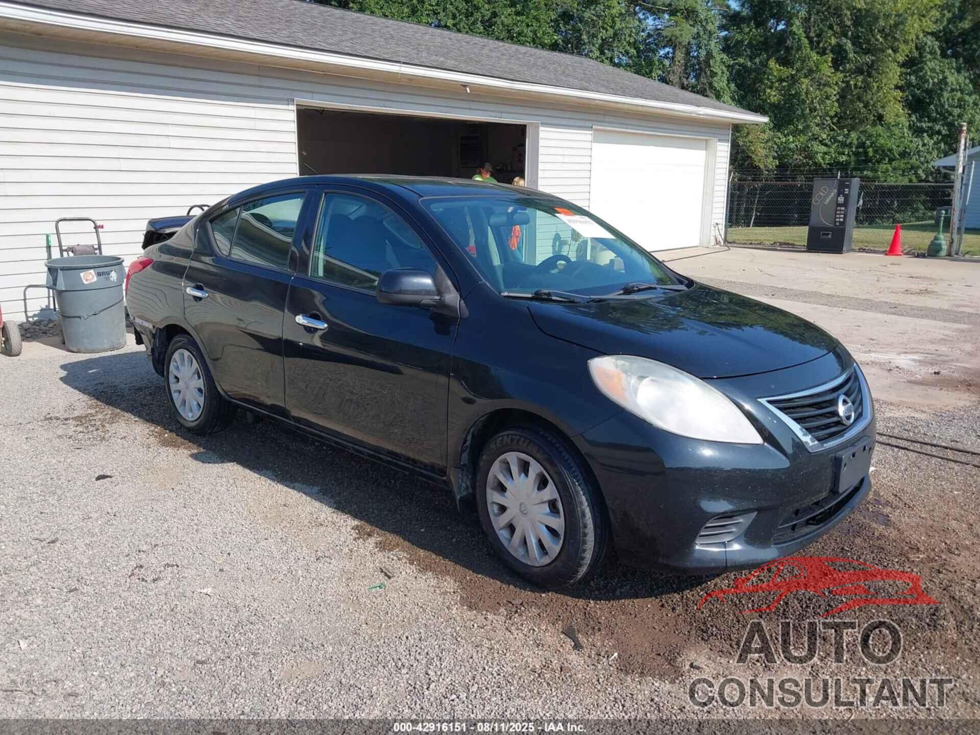 NISSAN VERSA 2014 - 3N1CN7AP8EL828944