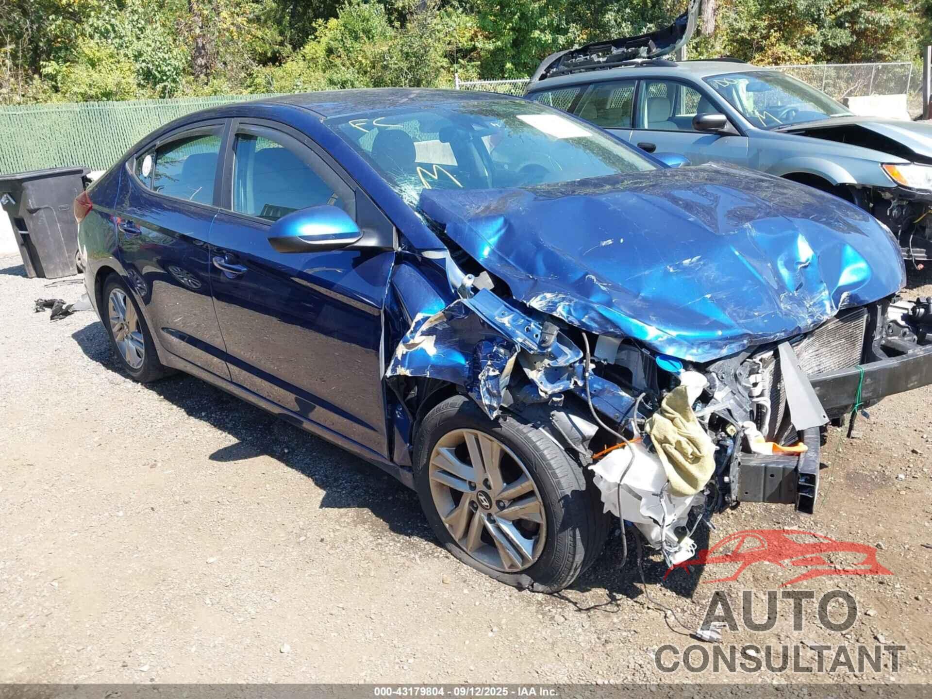 HYUNDAI ELANTRA 2019 - 5NPD84LF1KH421023