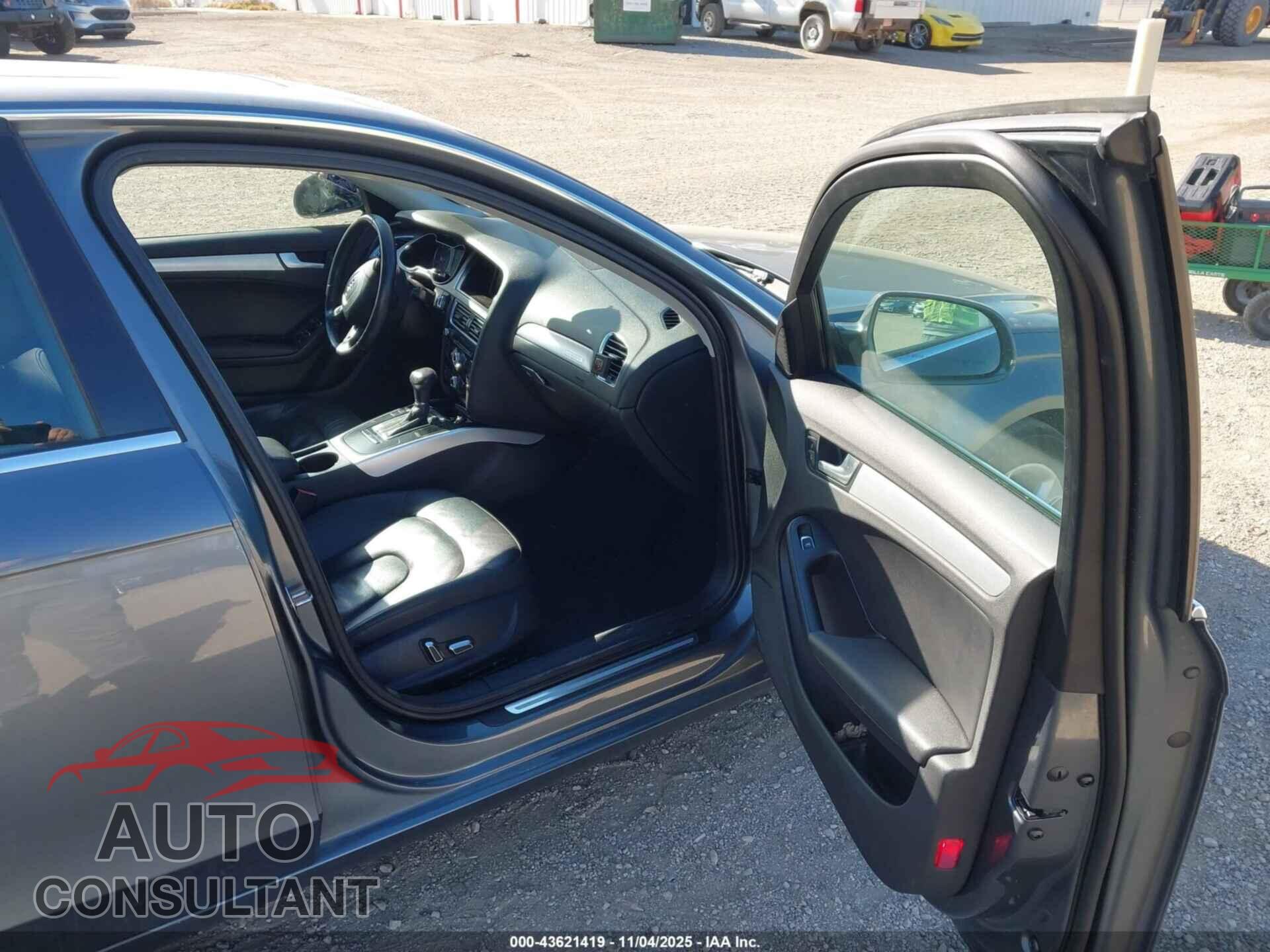 AUDI A4 2013 - WAUBFAFL7DN011887