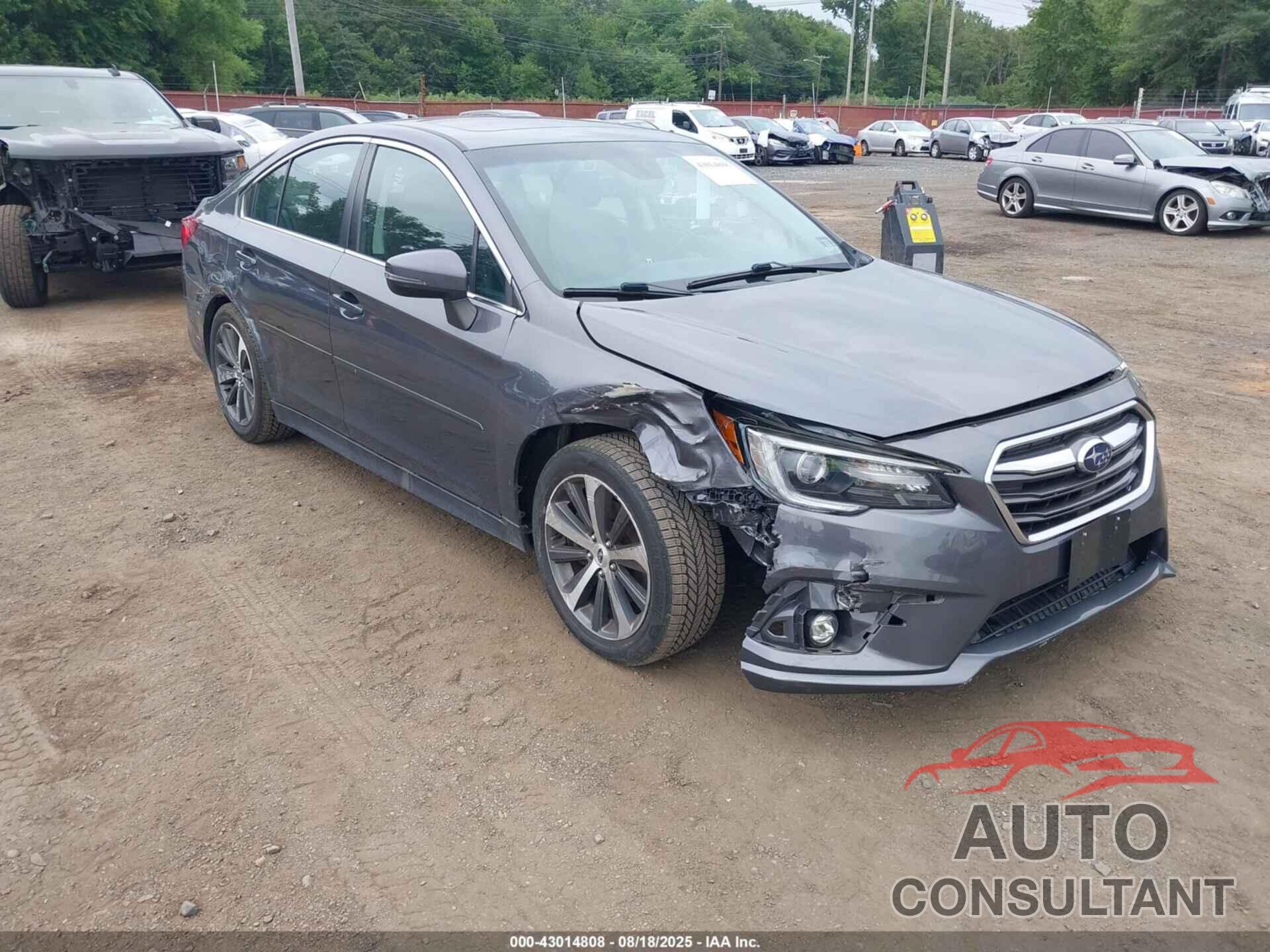 SUBARU LEGACY 2018 - 4S3BNEN65J3013525