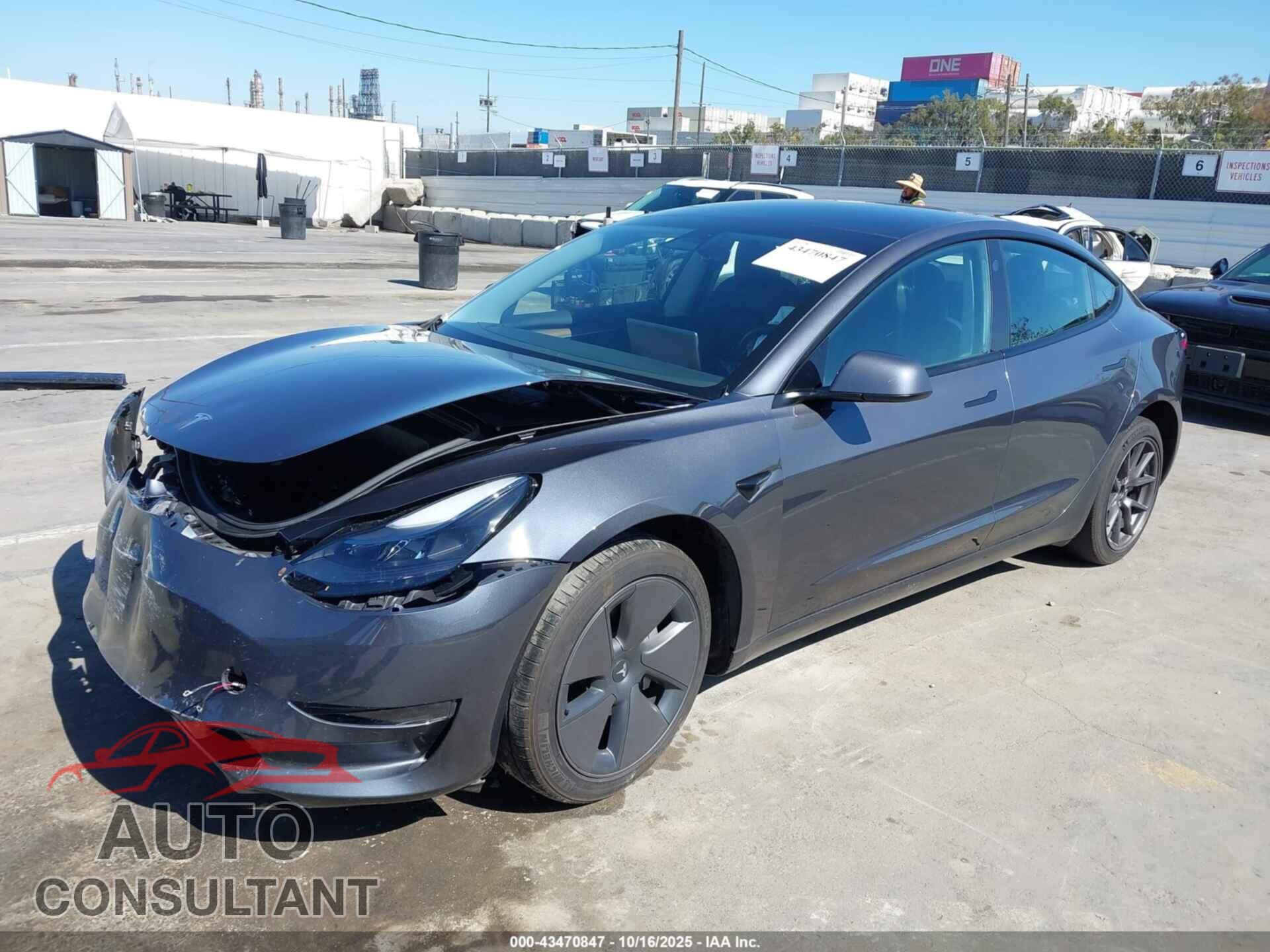 TESLA MODEL 3 2023 - 5YJ3E1EA5PF706723
