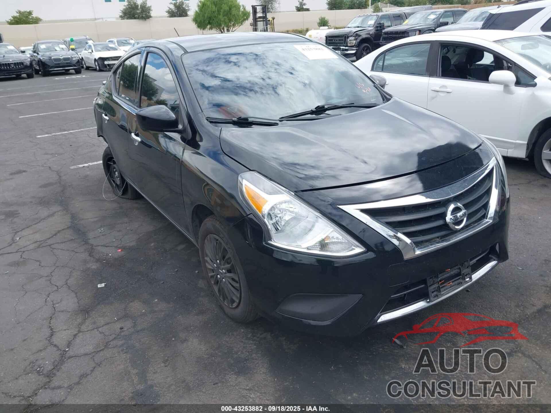 NISSAN VERSA 2017 - 3N1CN7AP7HL840183