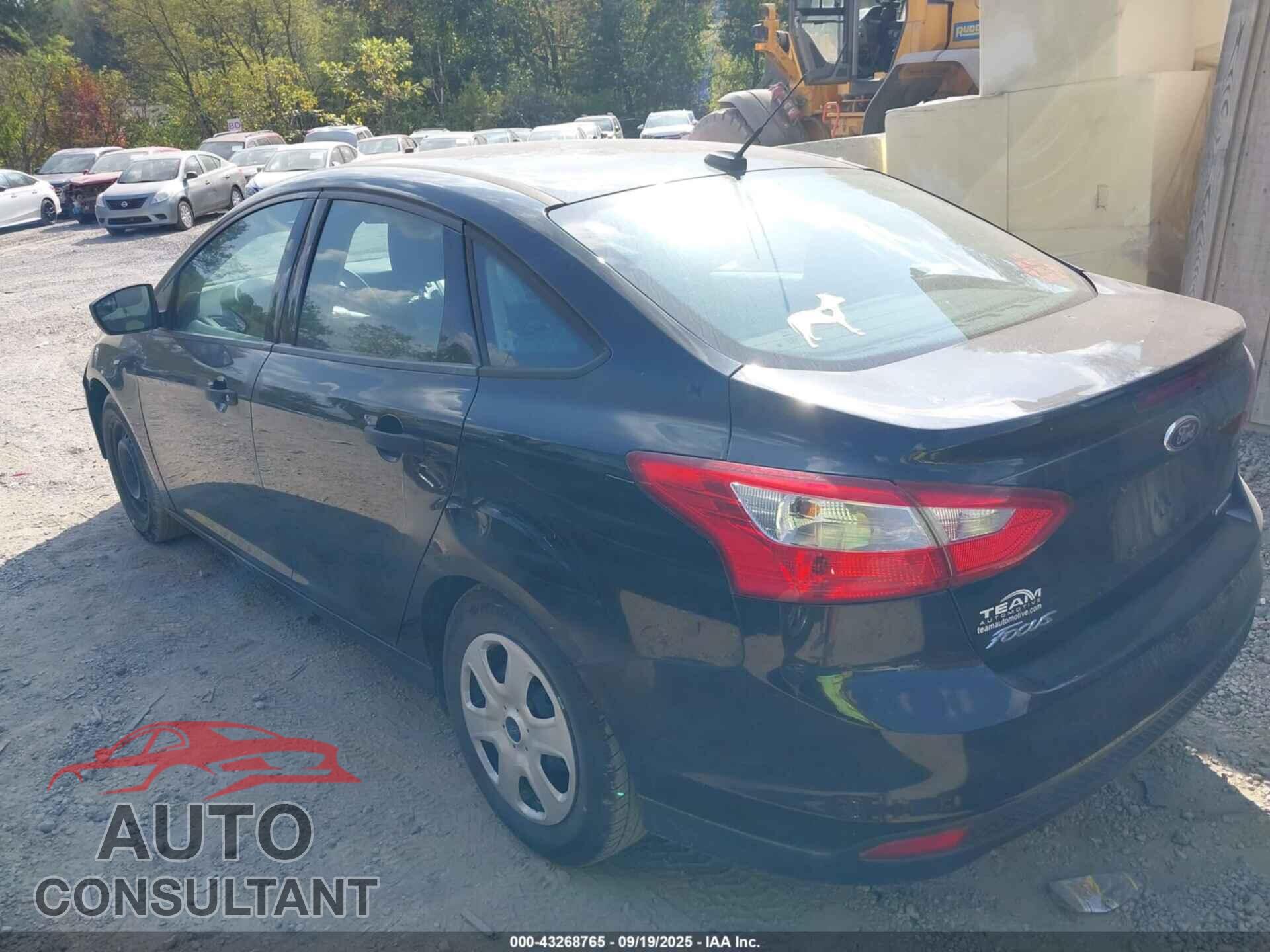 FORD FOCUS 2014 - 1FADP3E29EL245318