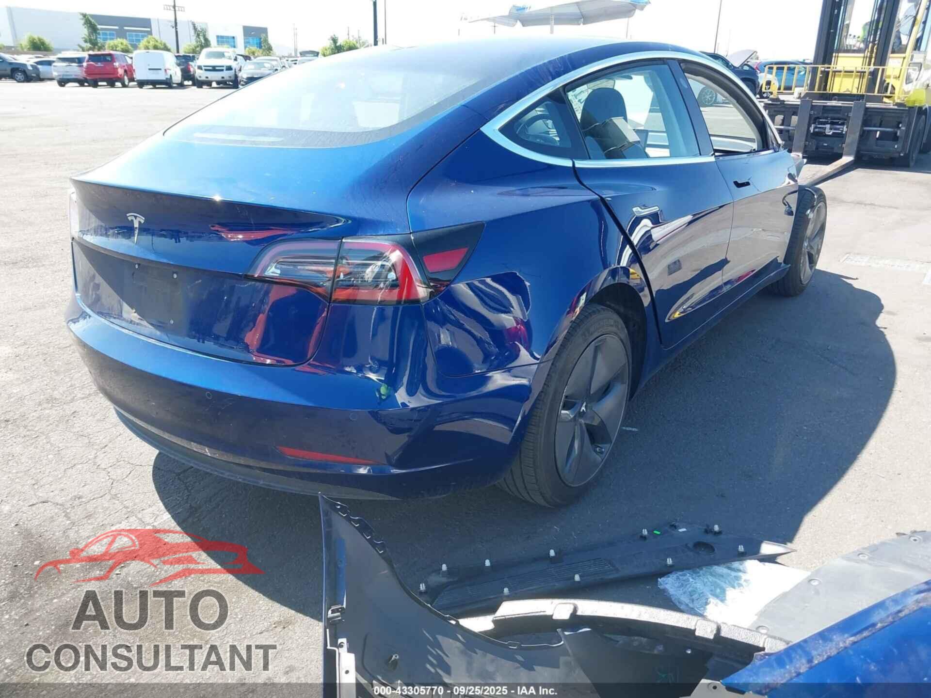 TESLA MODEL 3 2018 - 5YJ3E1EA5JF041958