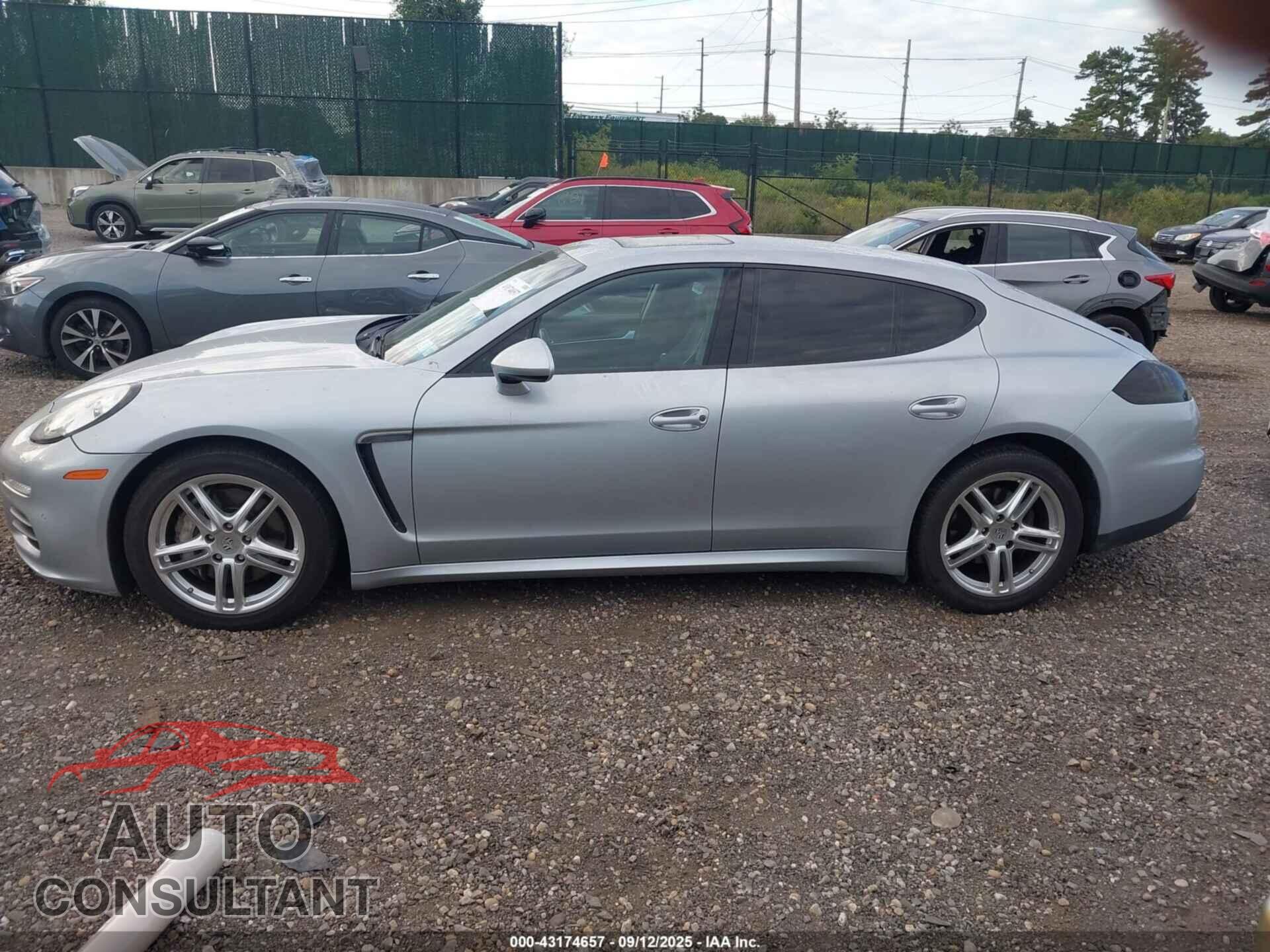 PORSCHE PANAMERA 2014 - WP0AA2A7XEL009657