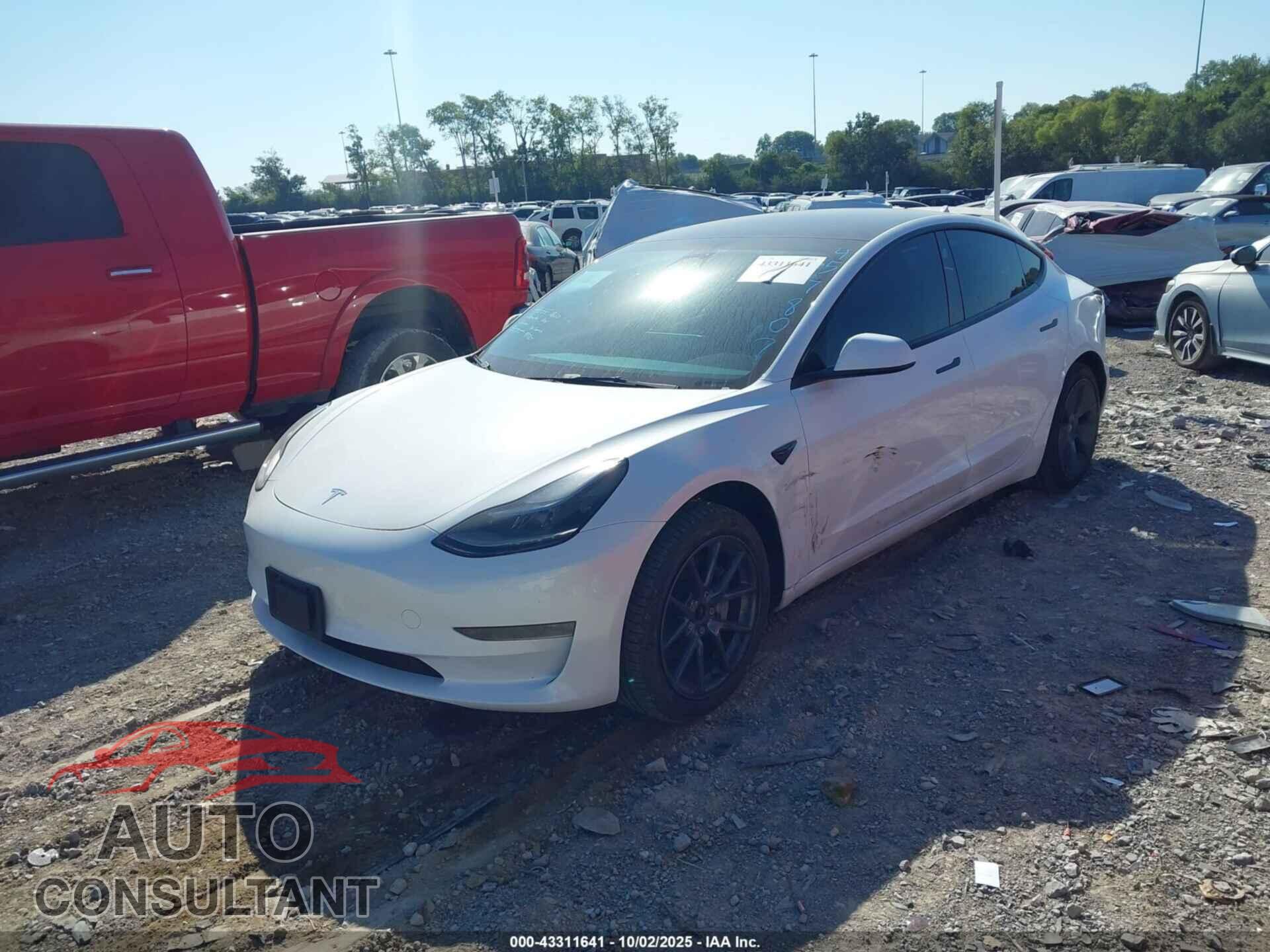 TESLA MODEL 3 2023 - 5YJ3E1EA3PF457807