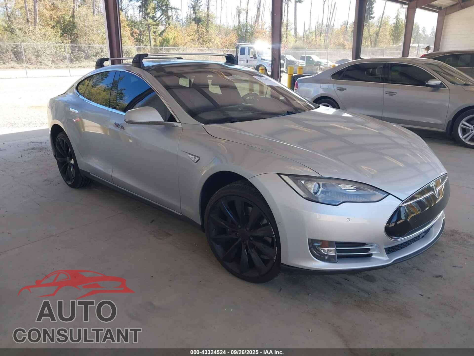 TESLA MODEL S 2016 - 5YJSA1E20GF126425