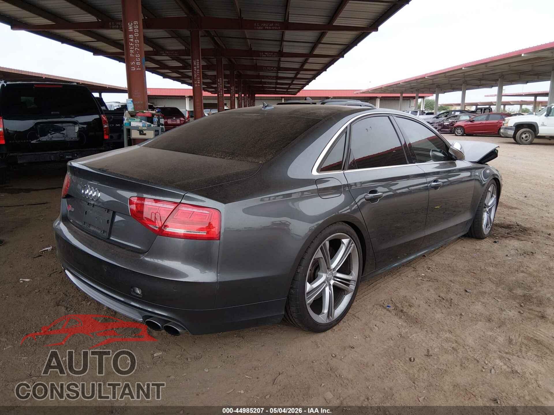 AUDI S8 2013 - WAUD2AFD1DN027421