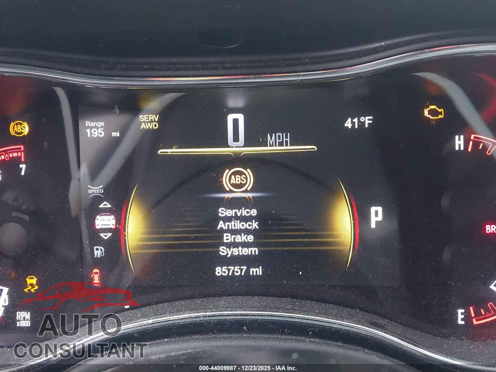 DODGE DURANGO 2017 - 1C4SDJCTXHC623239