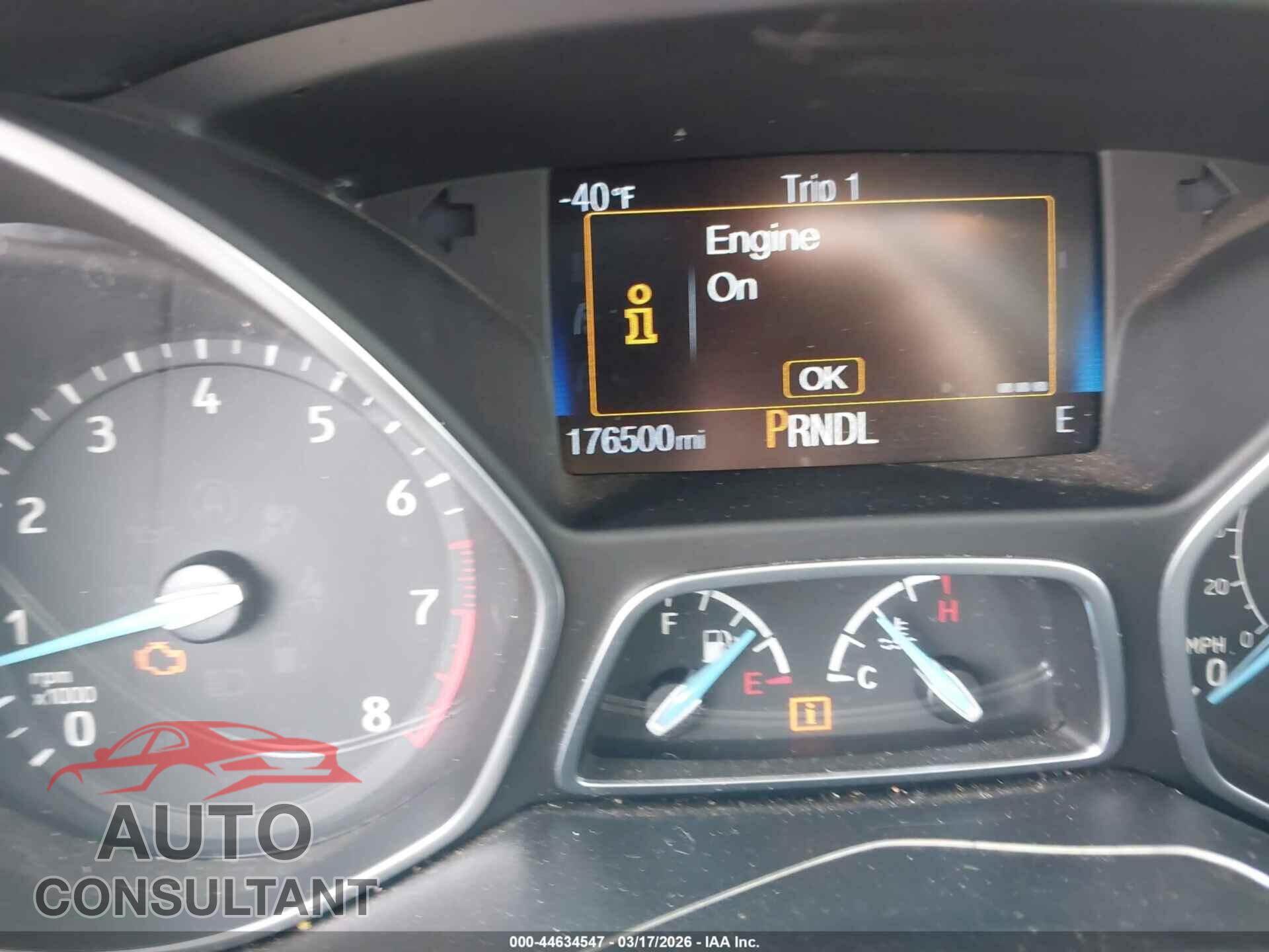 FORD FOCUS 2017 - 1FADP3F28HL249573