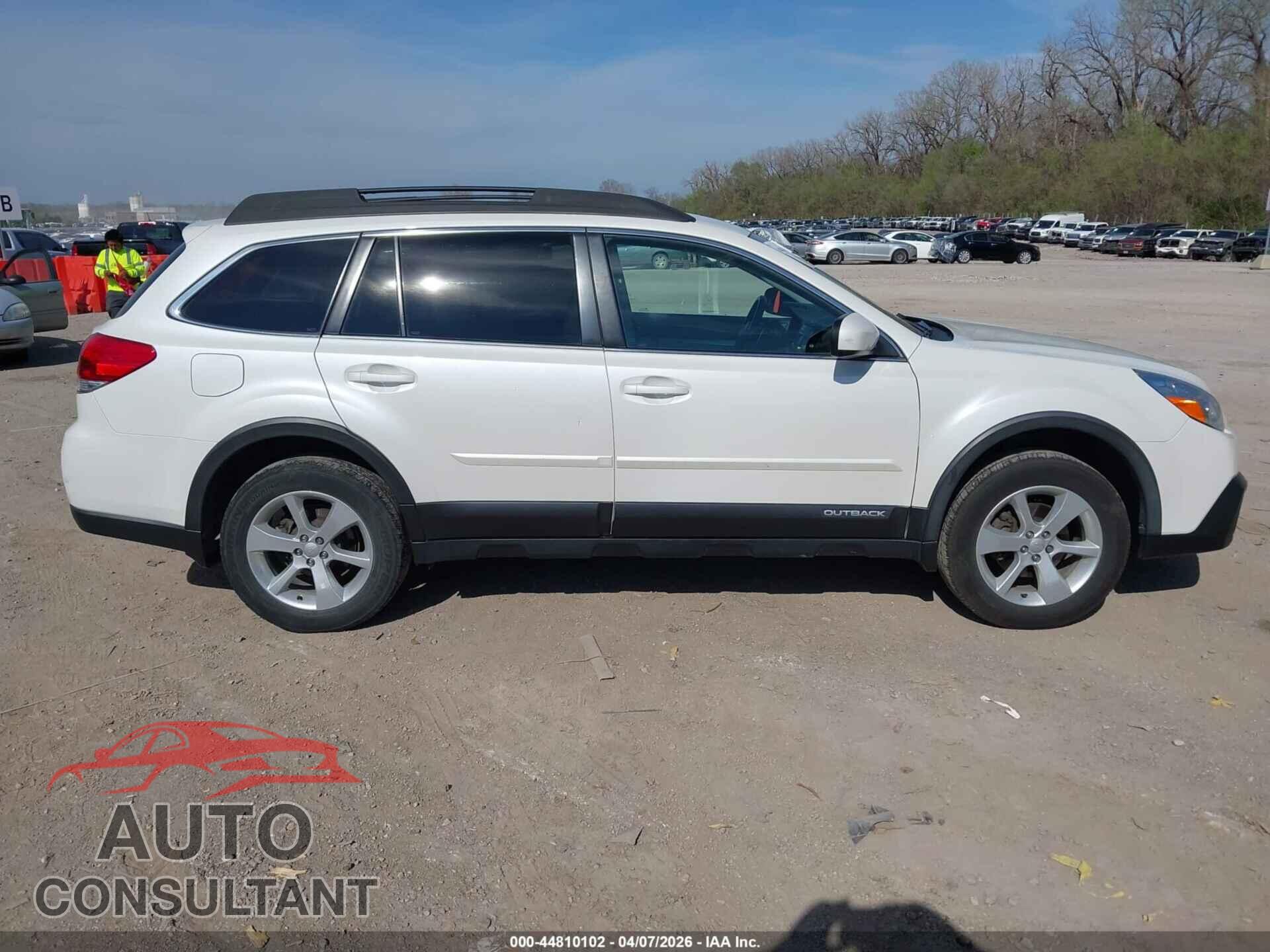 SUBARU OUTBACK 2014 - 4S4BRBCC2E3234741