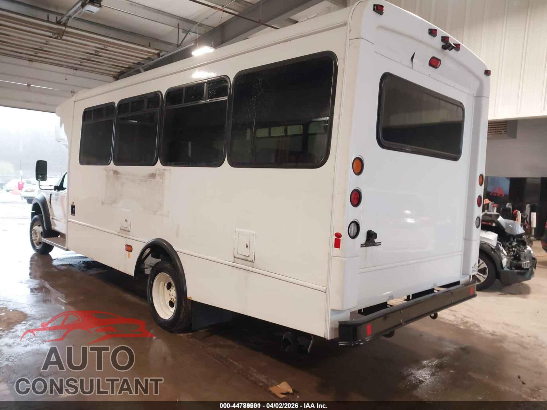 FORD F-550 CHASSIS 2017 - 1FDAF5GT7HEE07856