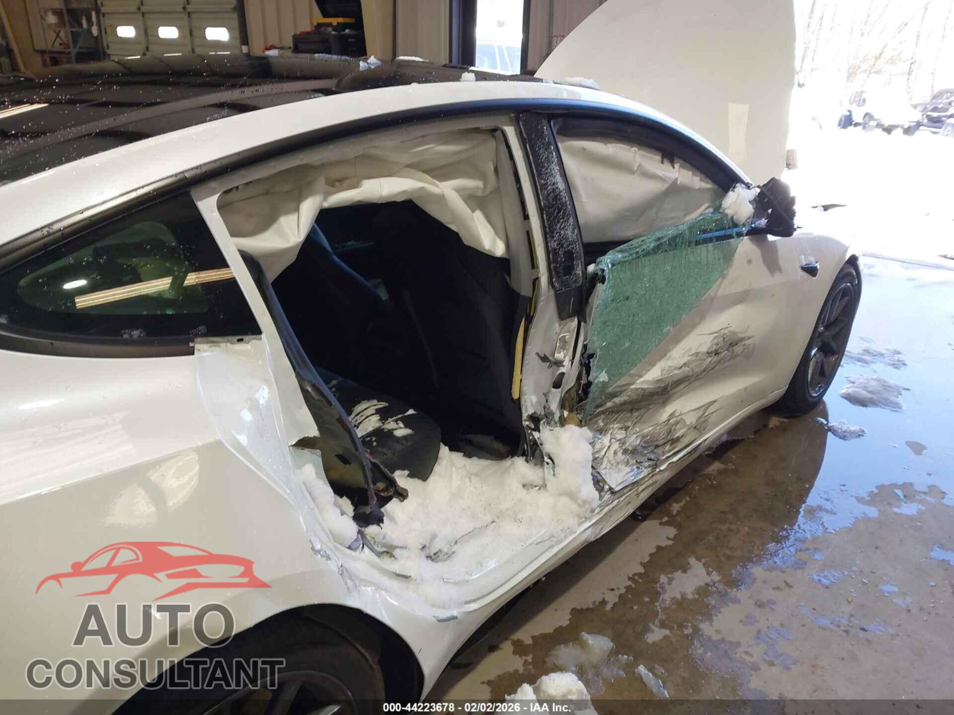 TESLA MODEL 3 2021 - 5YJ3E1EAXMF017417