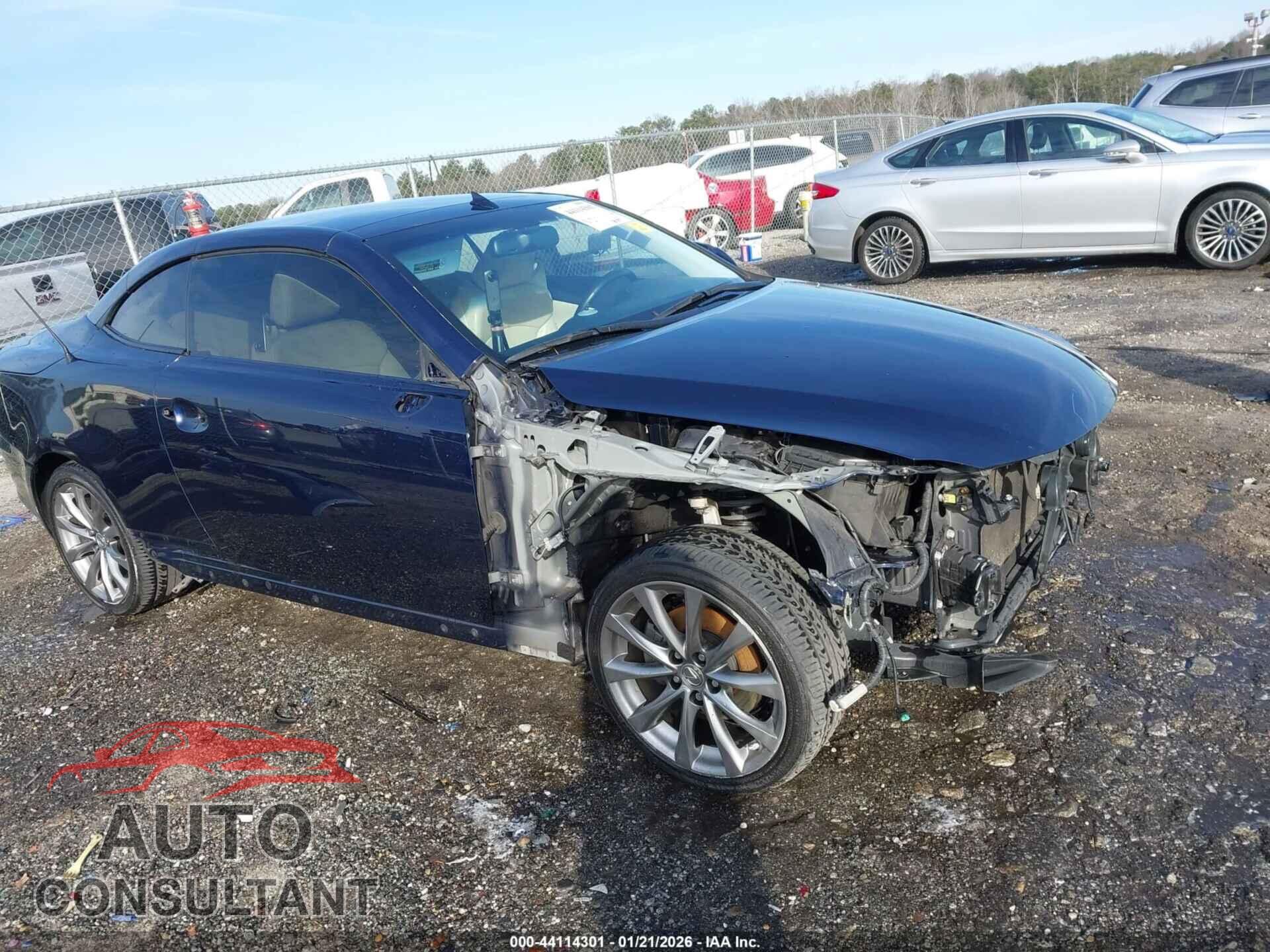 LEXUS IS 250C 2013 - JTHFF2C25D2528546