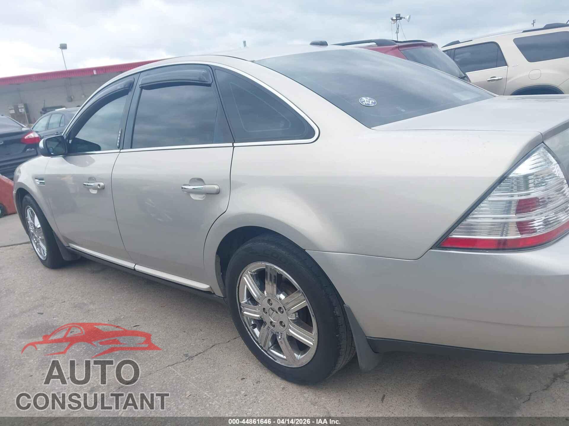 FORD TAURUS 2009 - 1FAHP25WX9G111625