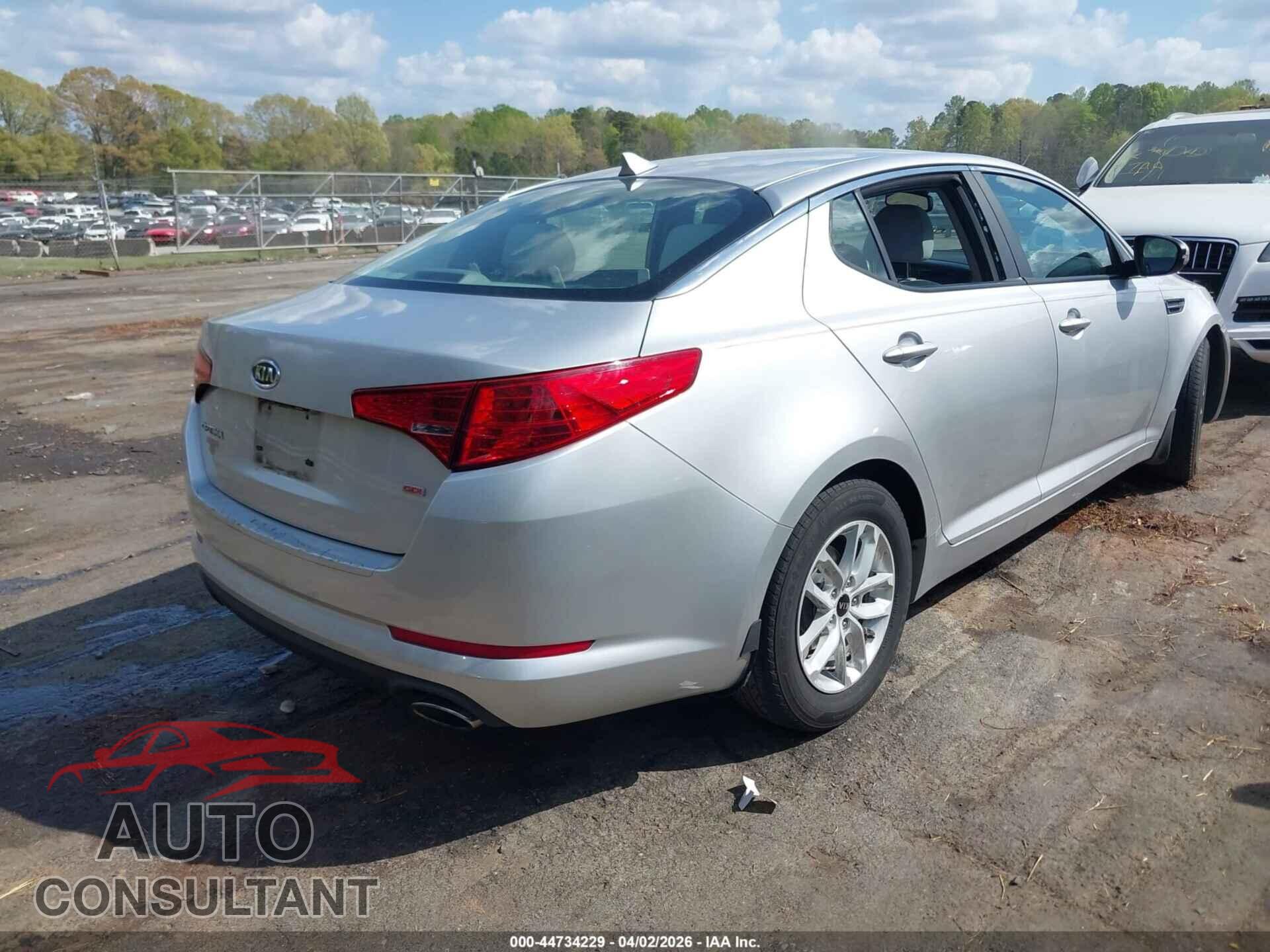 KIA OPTIMA 2011 - KNAGM4A72B5102473