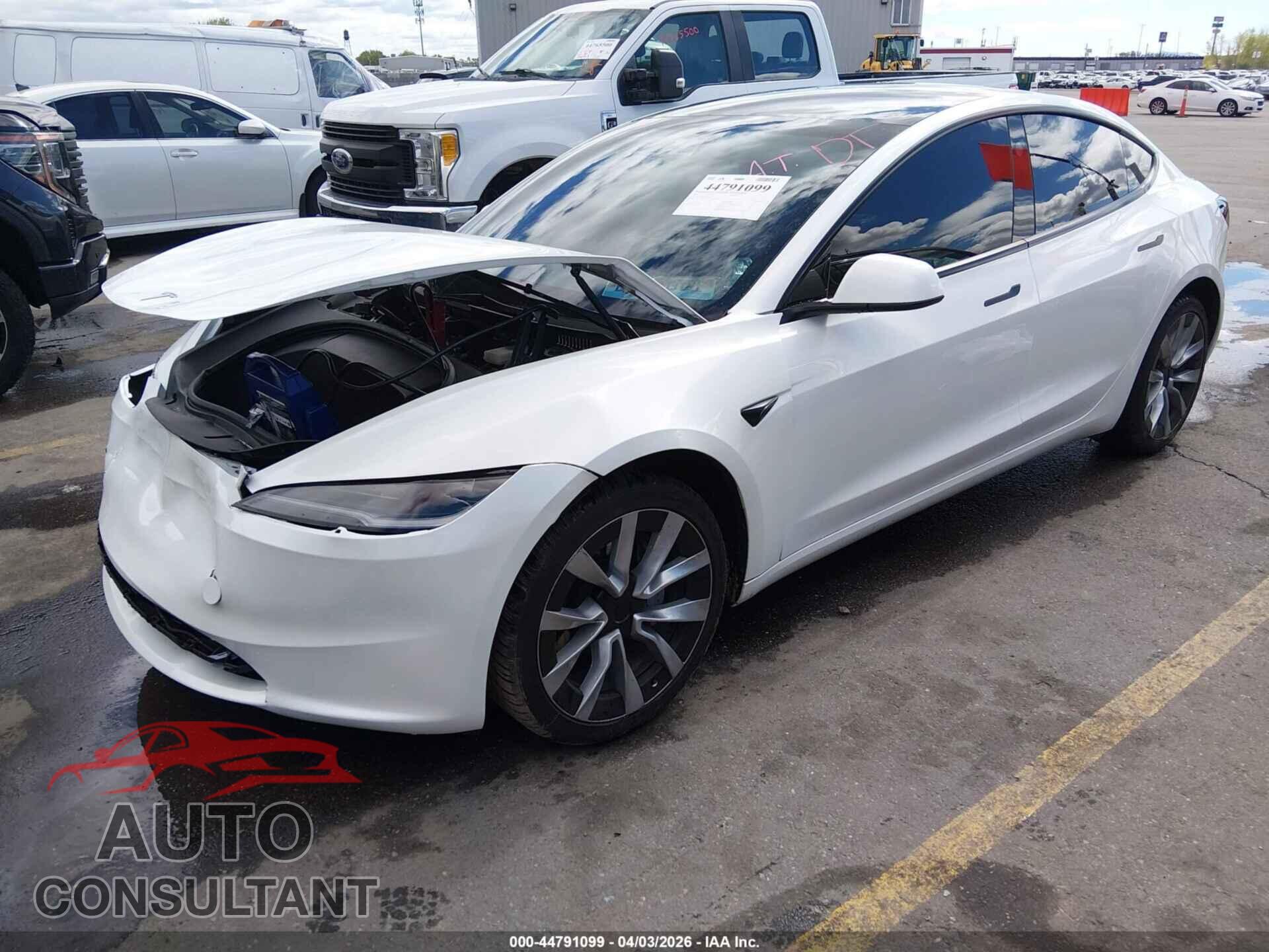 TESLA MODEL 3 2024 - 5YJ3E1EB7RF793097