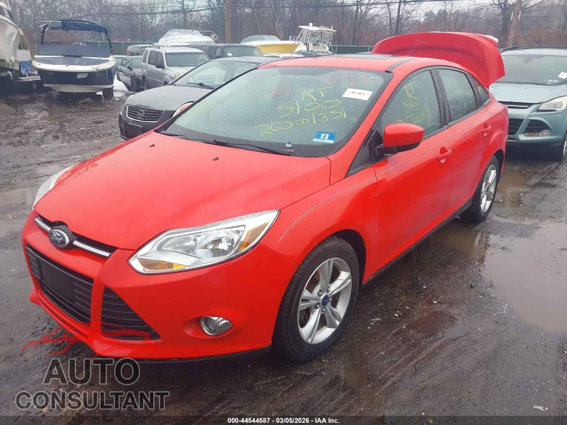 FORD FOCUS 2012 - 1FAHP3F25CL461065