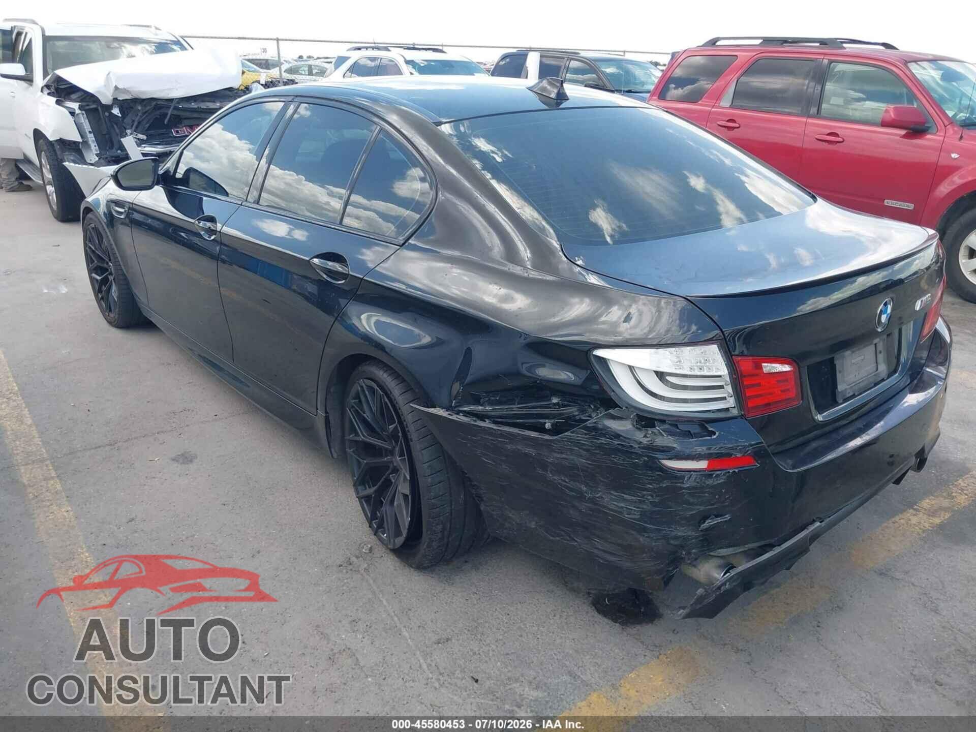 BMW M5 2013 - WBSFV9C5XDC772624