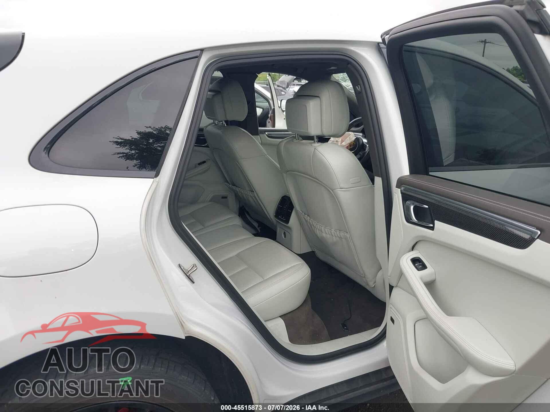PORSCHE MACAN 2016 - WP1AB2A55GLB50391