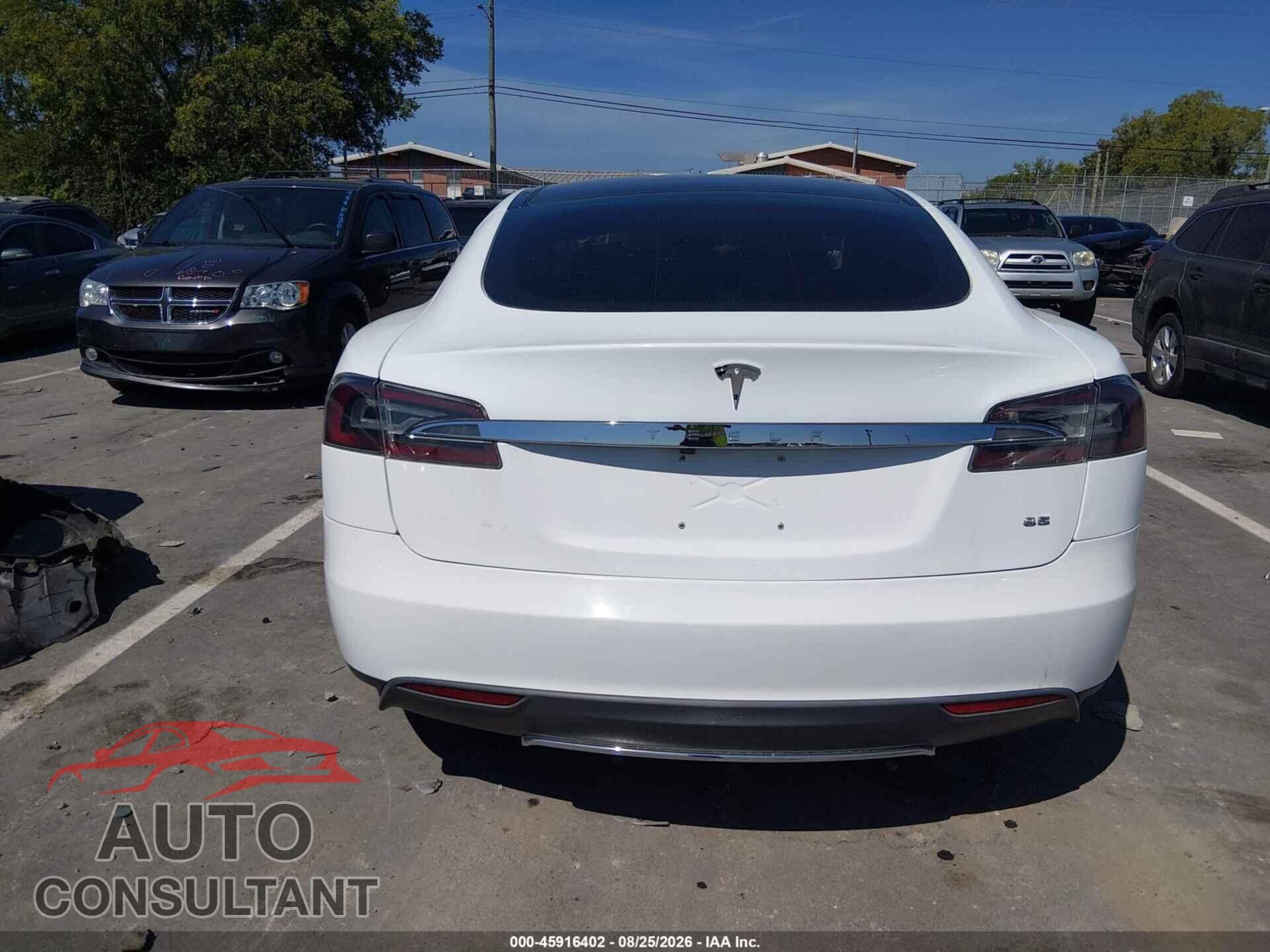 TESLA MODEL S 2013 - 5YJSA1CN4DFP09864