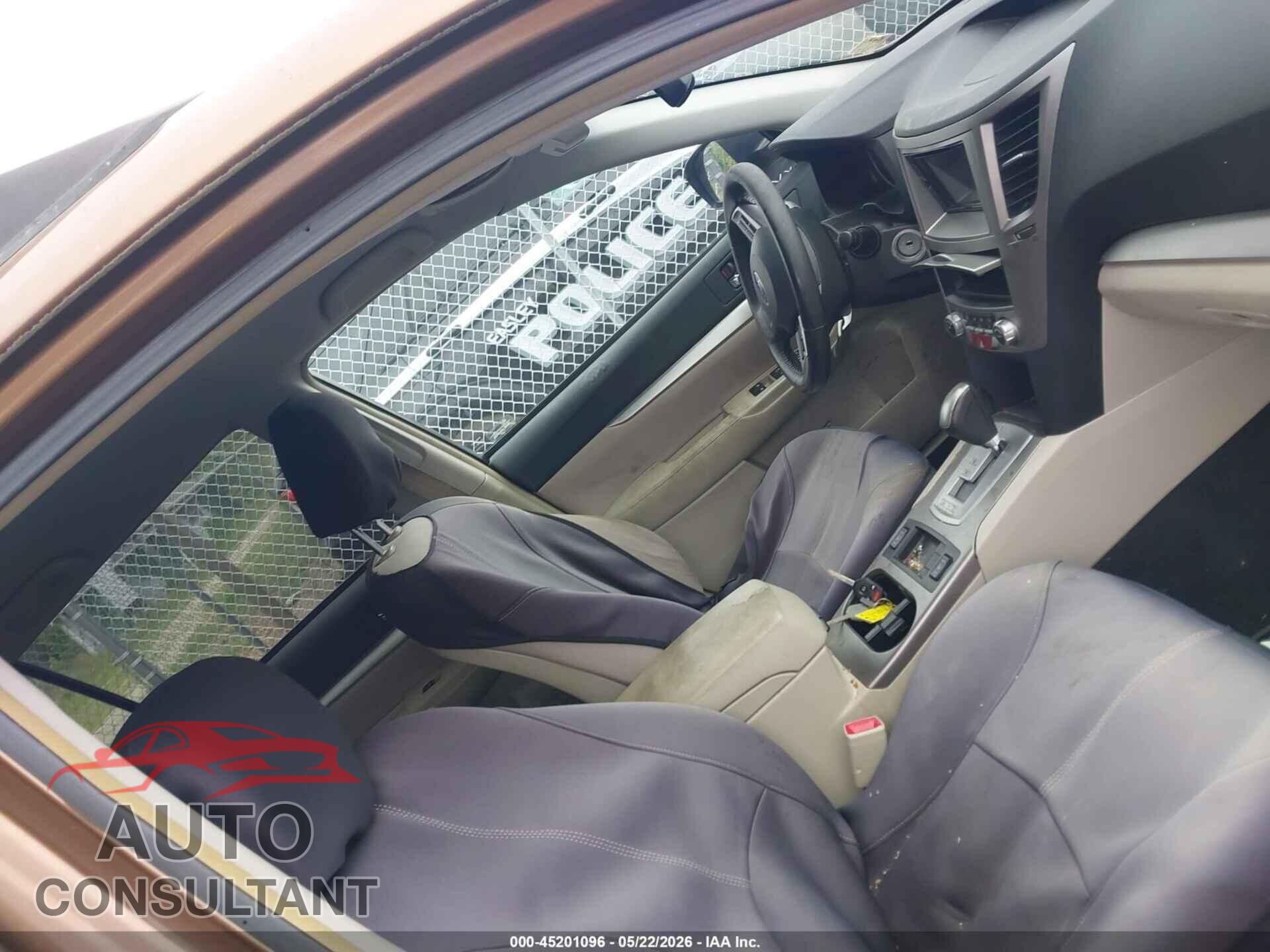 SUBARU OUTBACK 2013 - 4S4BRCCC8D3258384
