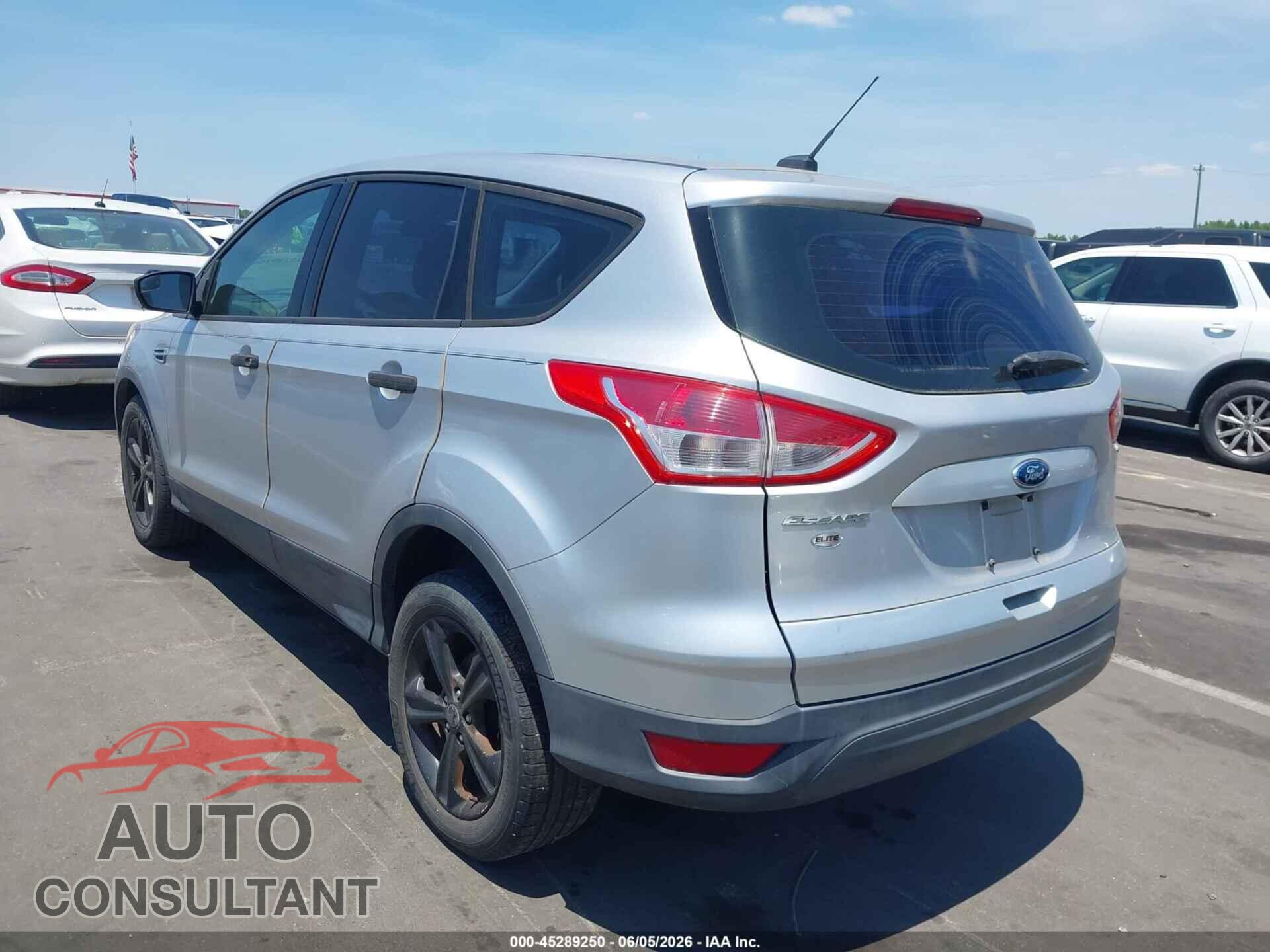 FORD ESCAPE 2015 - 1FMCU0F74FUC56449