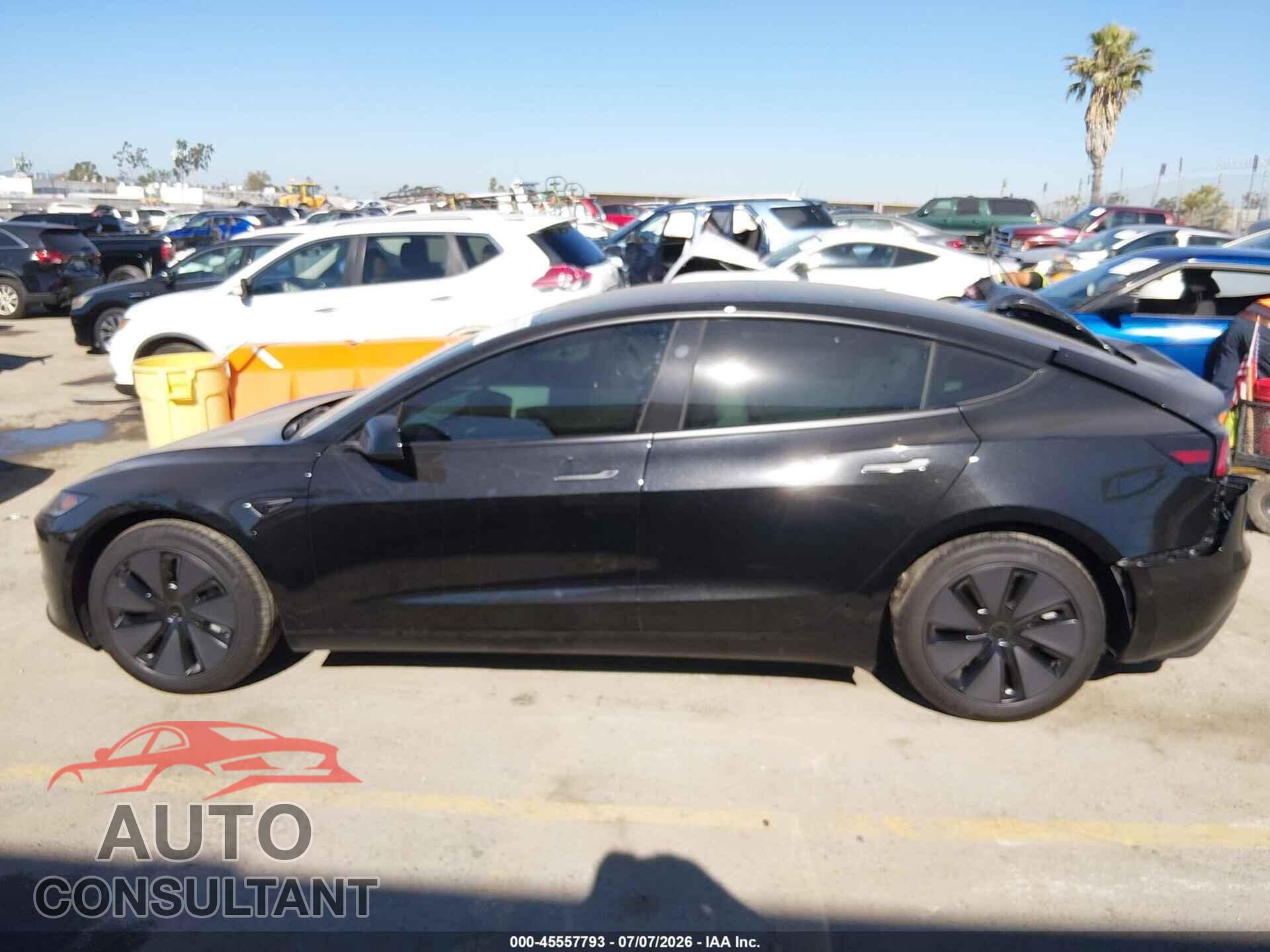 TESLA MODEL 3 2026 - 5YJ3E1EA3TF163009