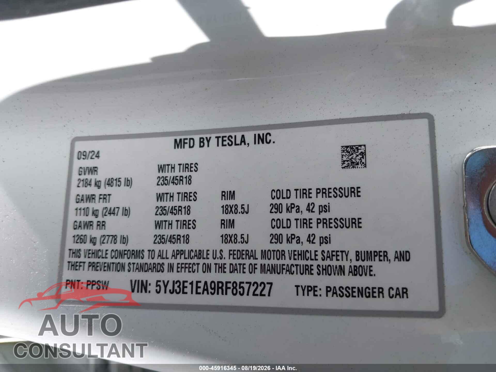 TESLA MODEL 3 2024 - 5YJ3E1EA9RF857227