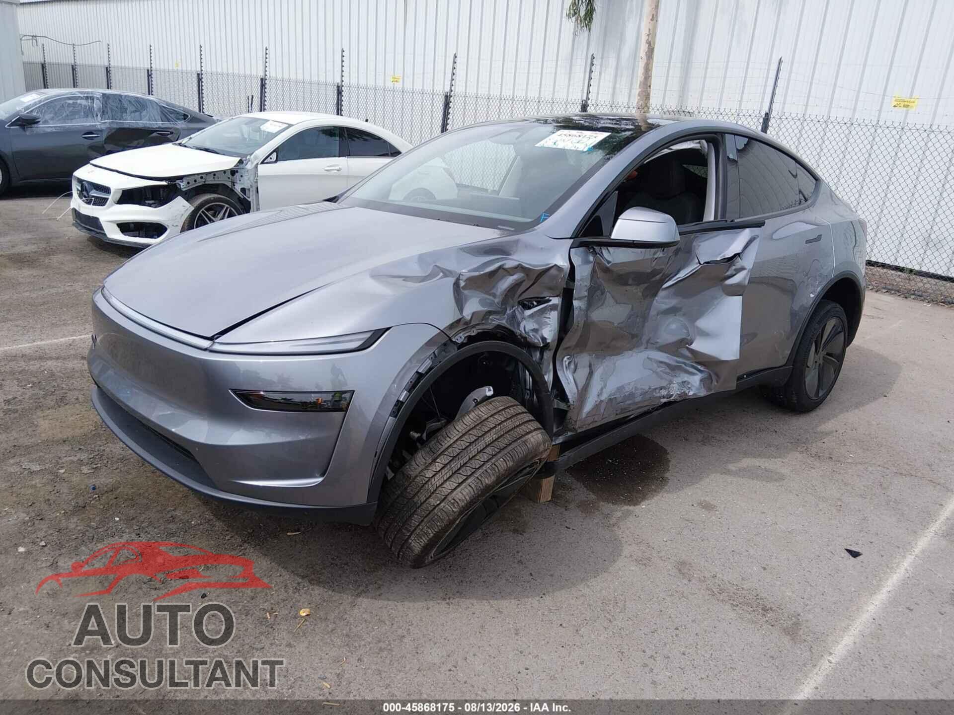 TESLA MODEL Y 2026 - 7SAYGDEE0TF450220