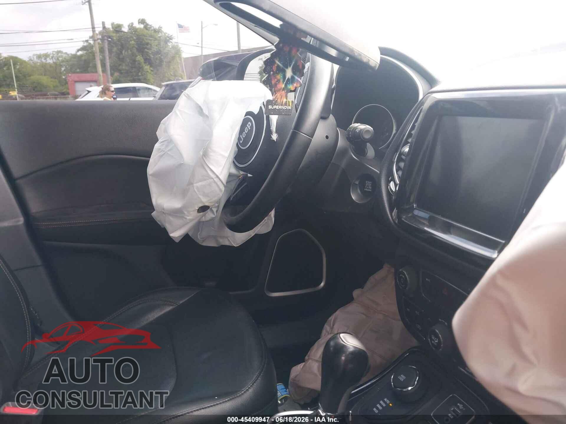 JEEP COMPASS 2019 - 3C4NJDCB2KT673482