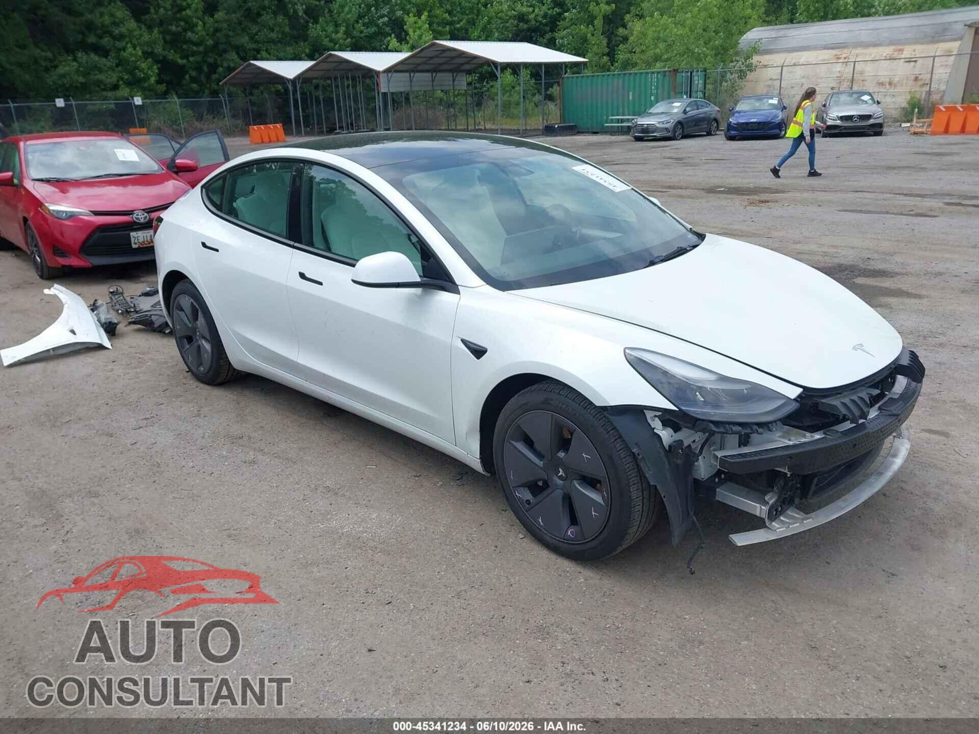 TESLA MODEL 3 2023 - 5YJ3E1EAXPF480856
