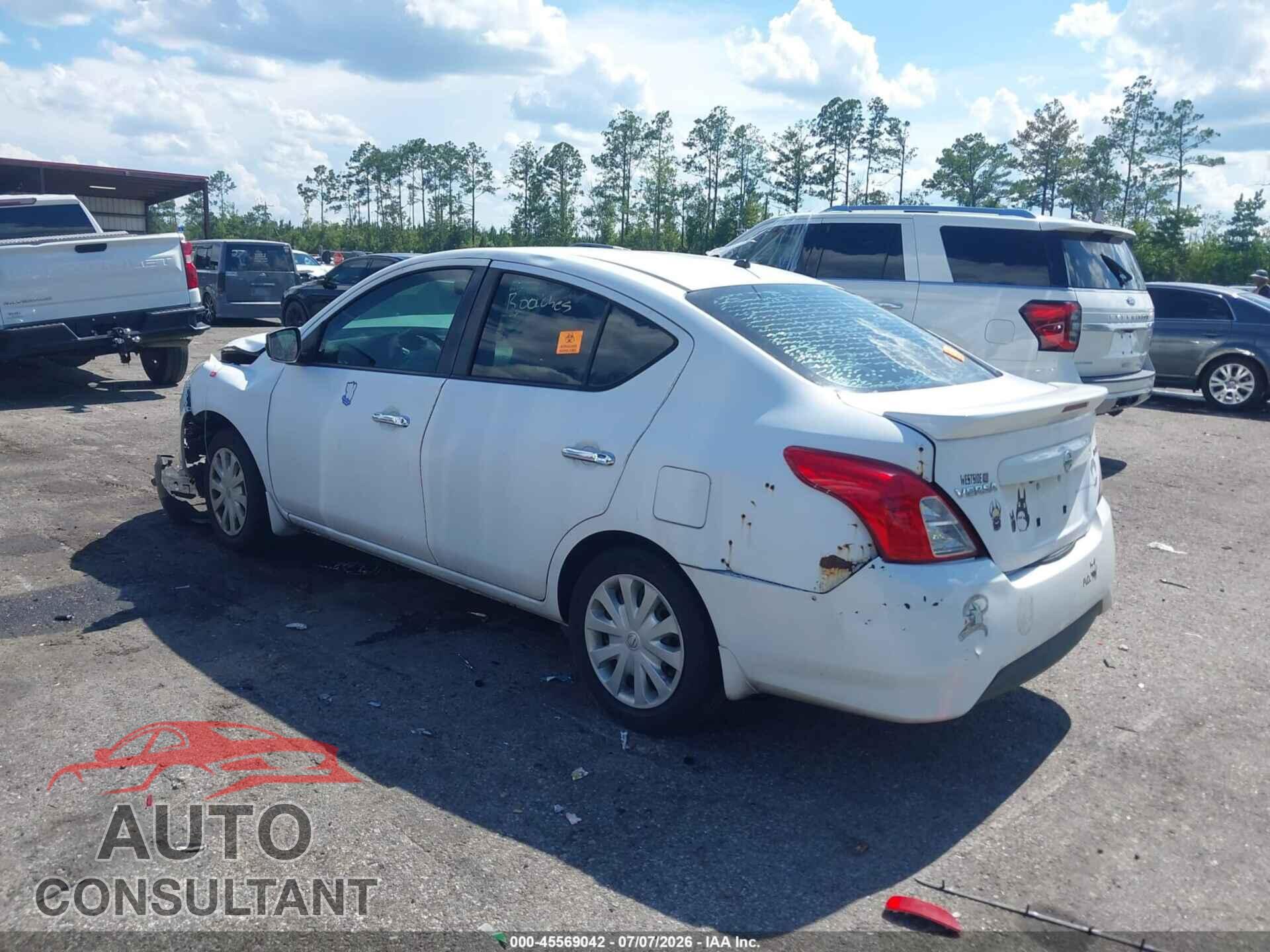 NISSAN VERSA 2019 - 3N1CN7AP3KL807026