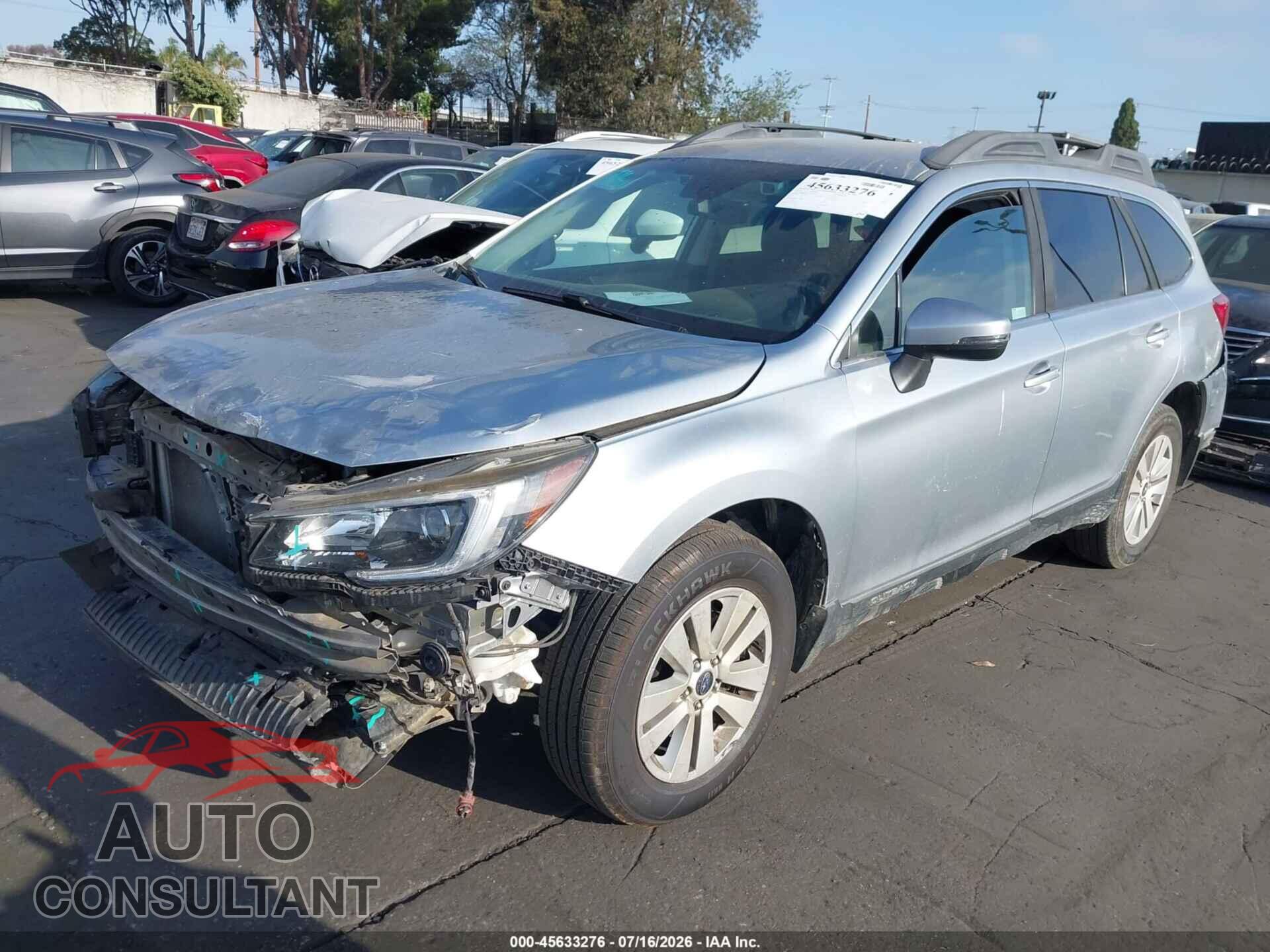 SUBARU OUTBACK 2018 - 4S4BSAFC8J3348814