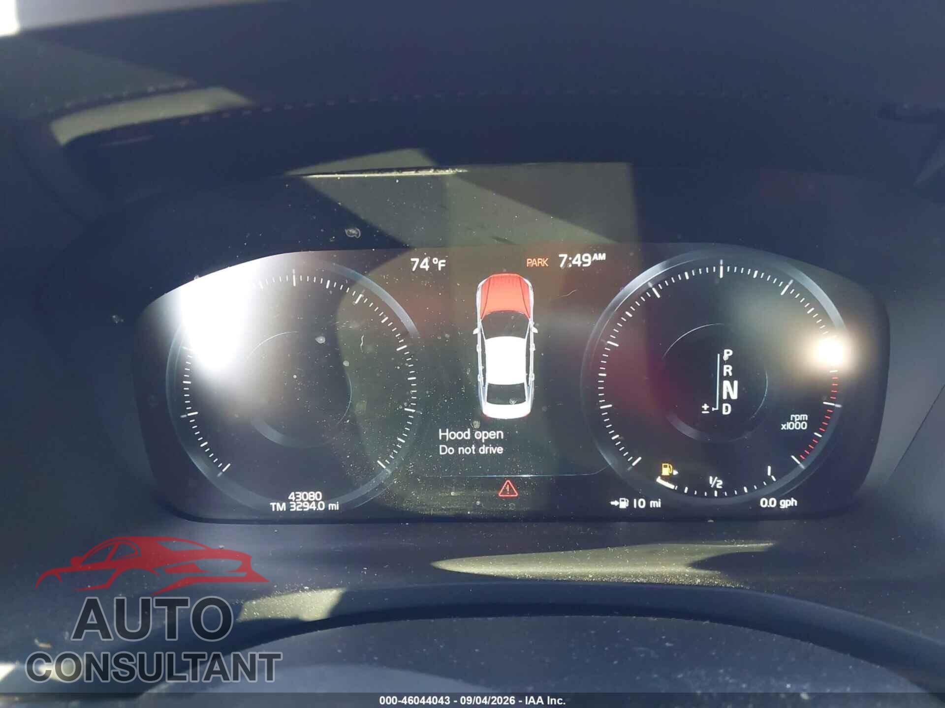 VOLVO S60 2019 - 7JRA22TM4KG015332