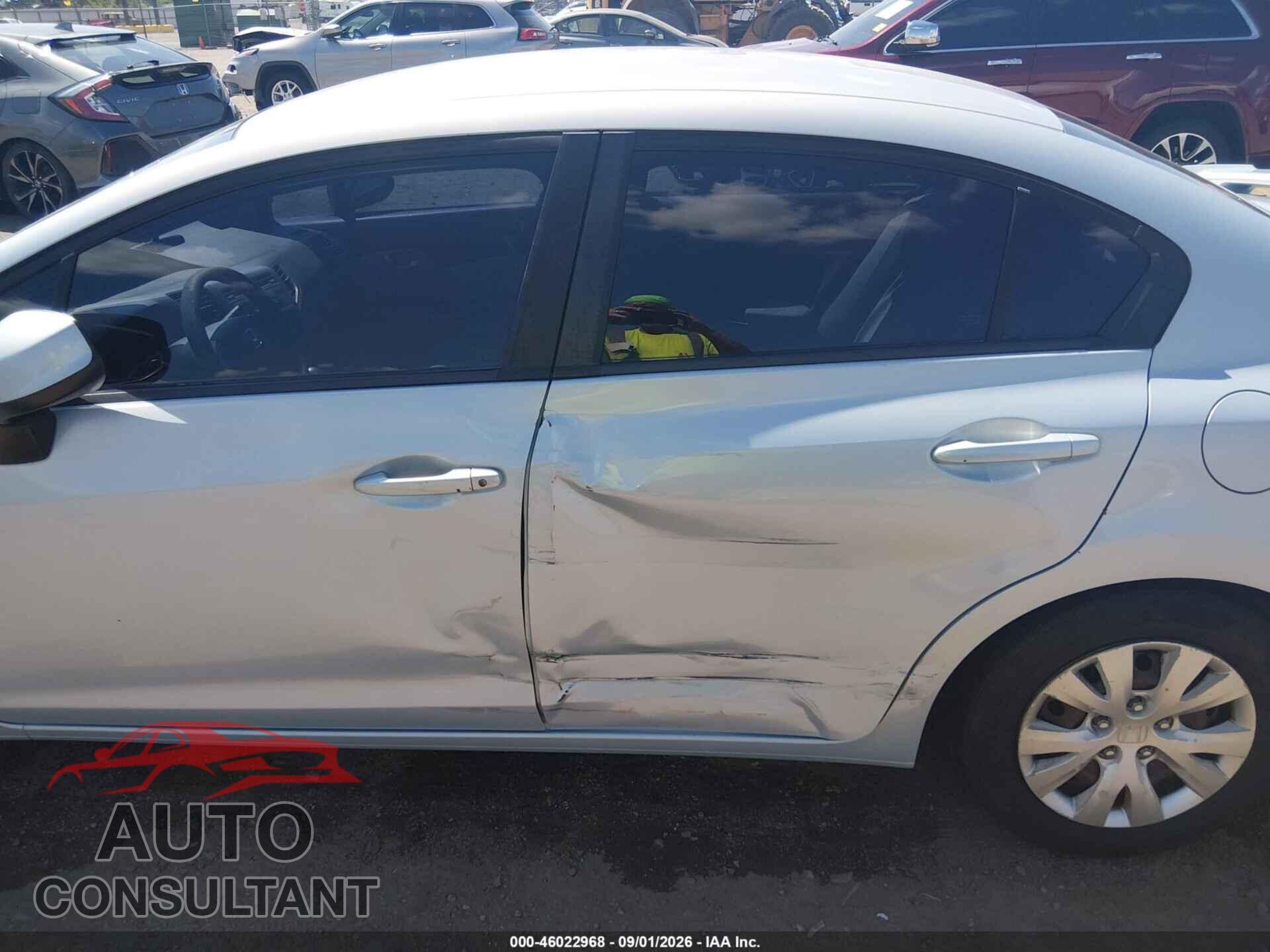 HONDA CIVIC 2012 - 2HGFB2F56CH597529