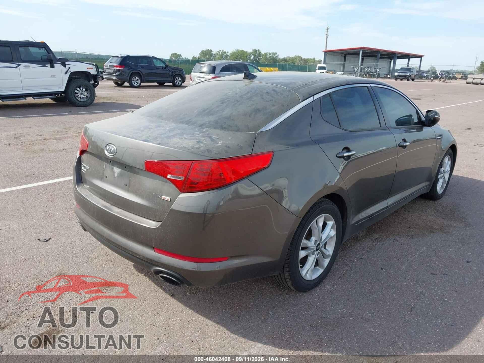 KIA OPTIMA 2011 - KNAGN4A72B5113860