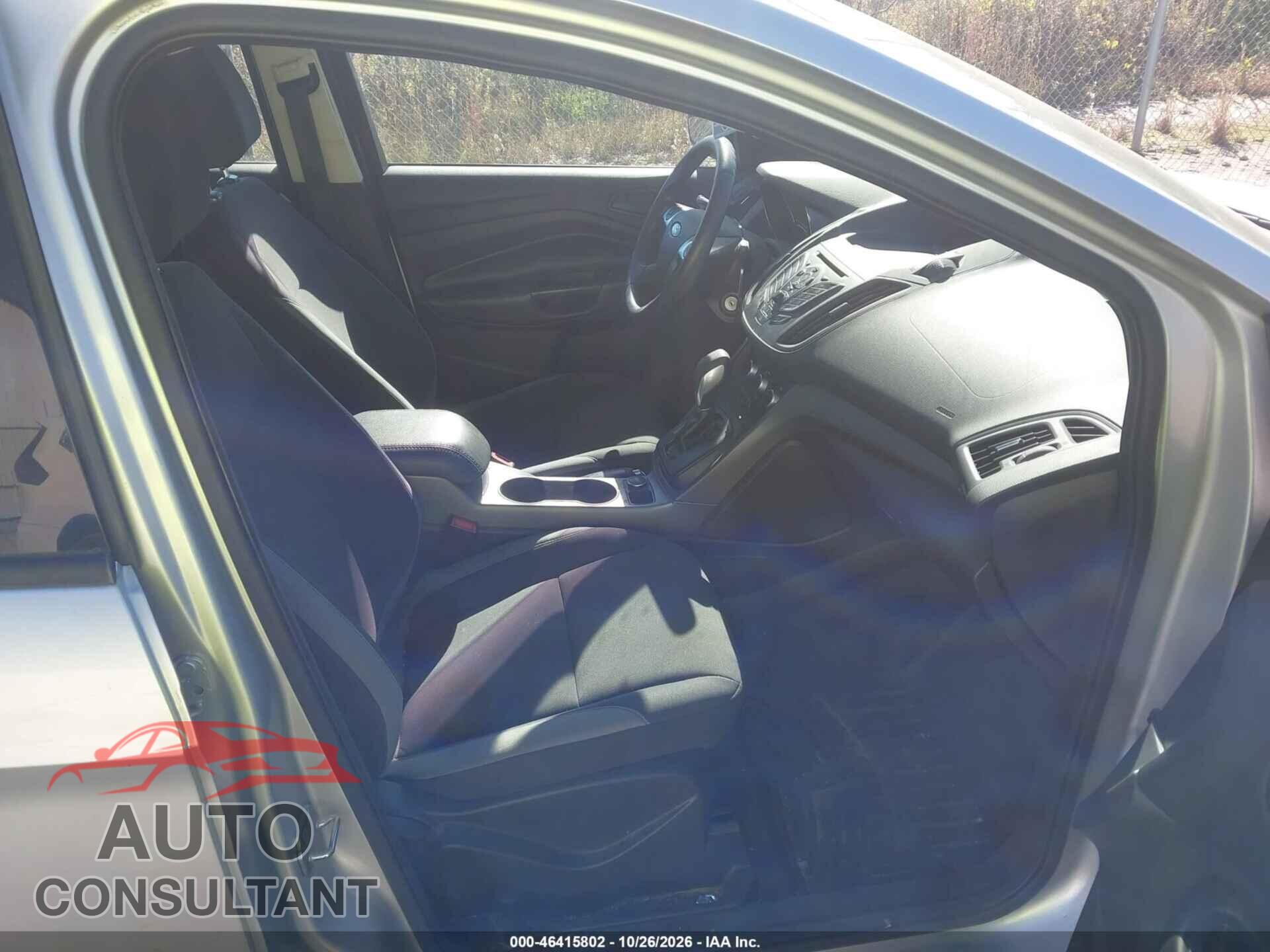 FORD ESCAPE 2015 - 1FMCU0F78FUC20909