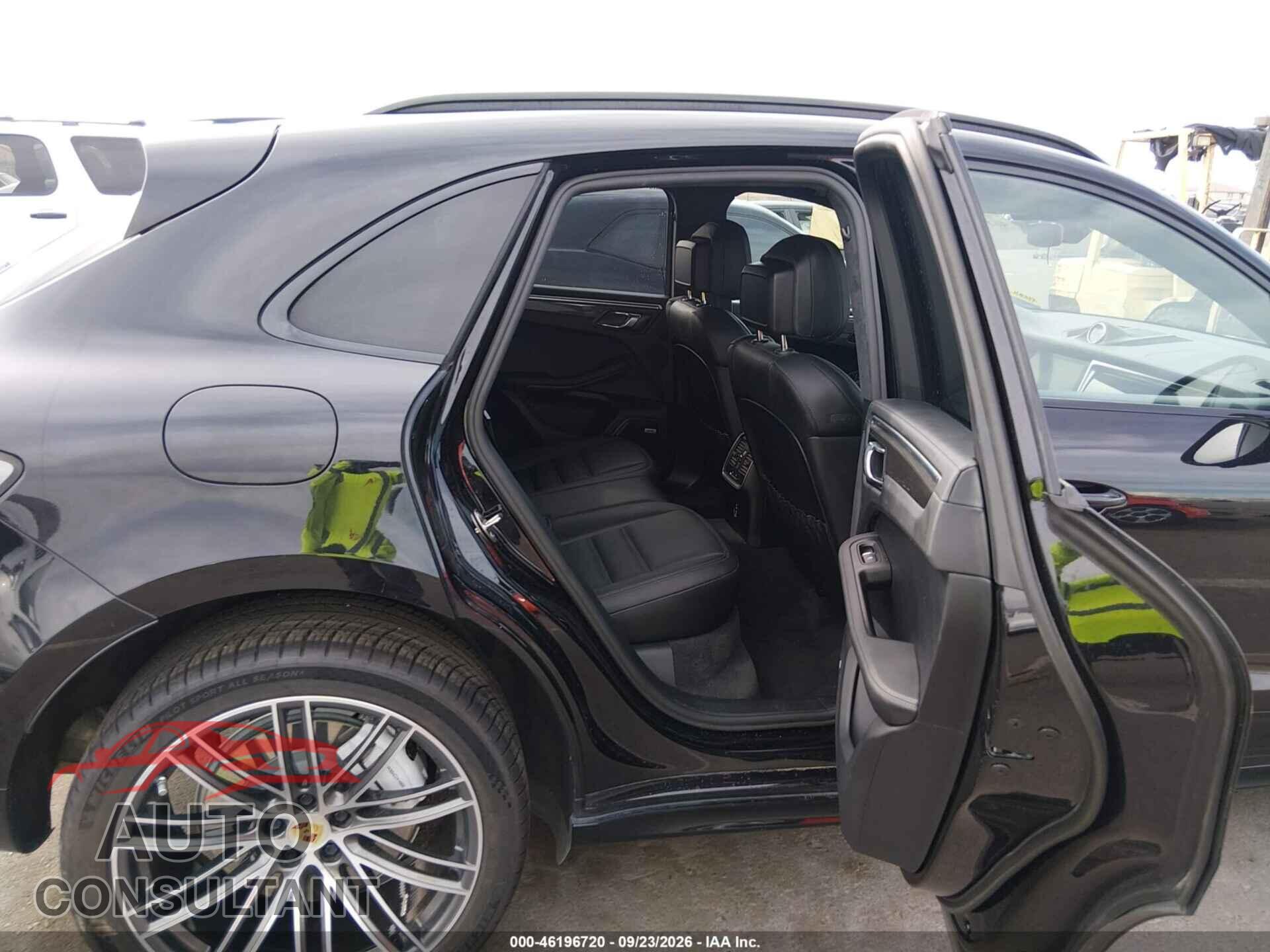 PORSCHE MACAN 2021 - WP1AF2A59MLB60423